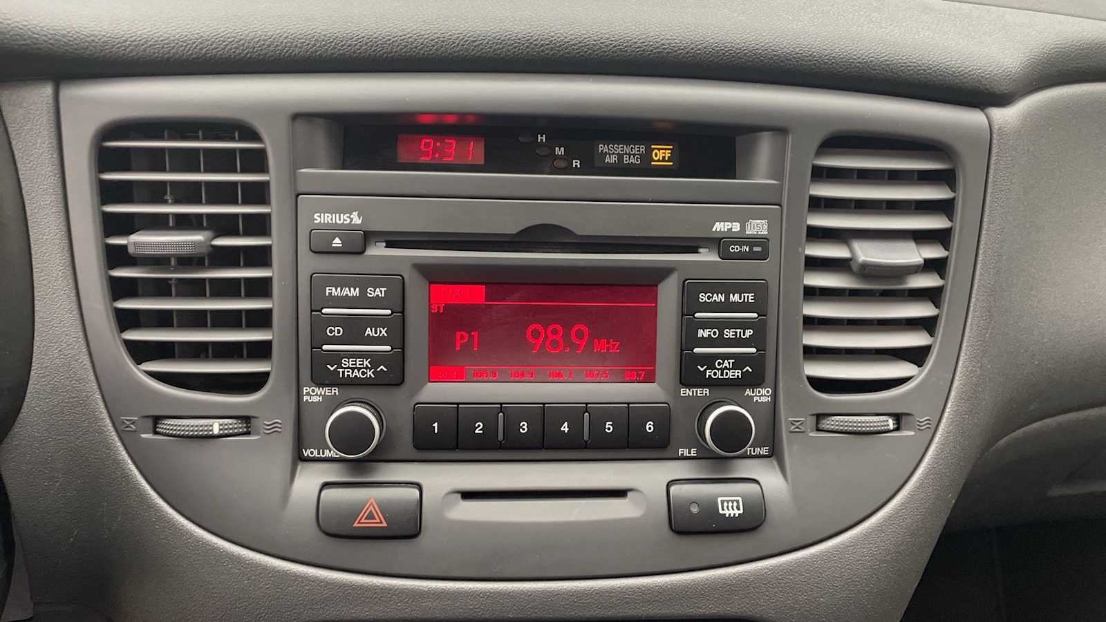 Thumbnail: 2011 Kia Rio - 14
