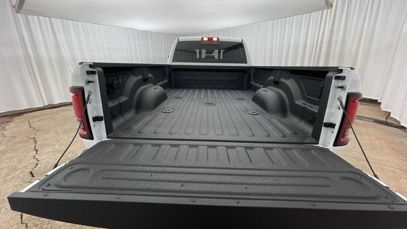 Thumbnail: 2026 RAM 3500 - 27