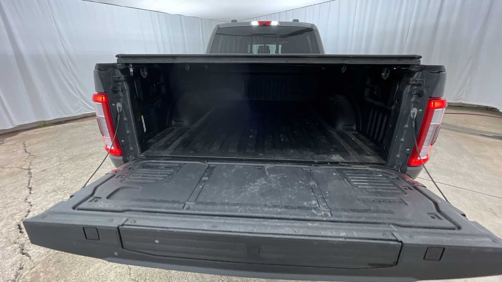 Thumbnail: 2021 Ford F-150 - 32