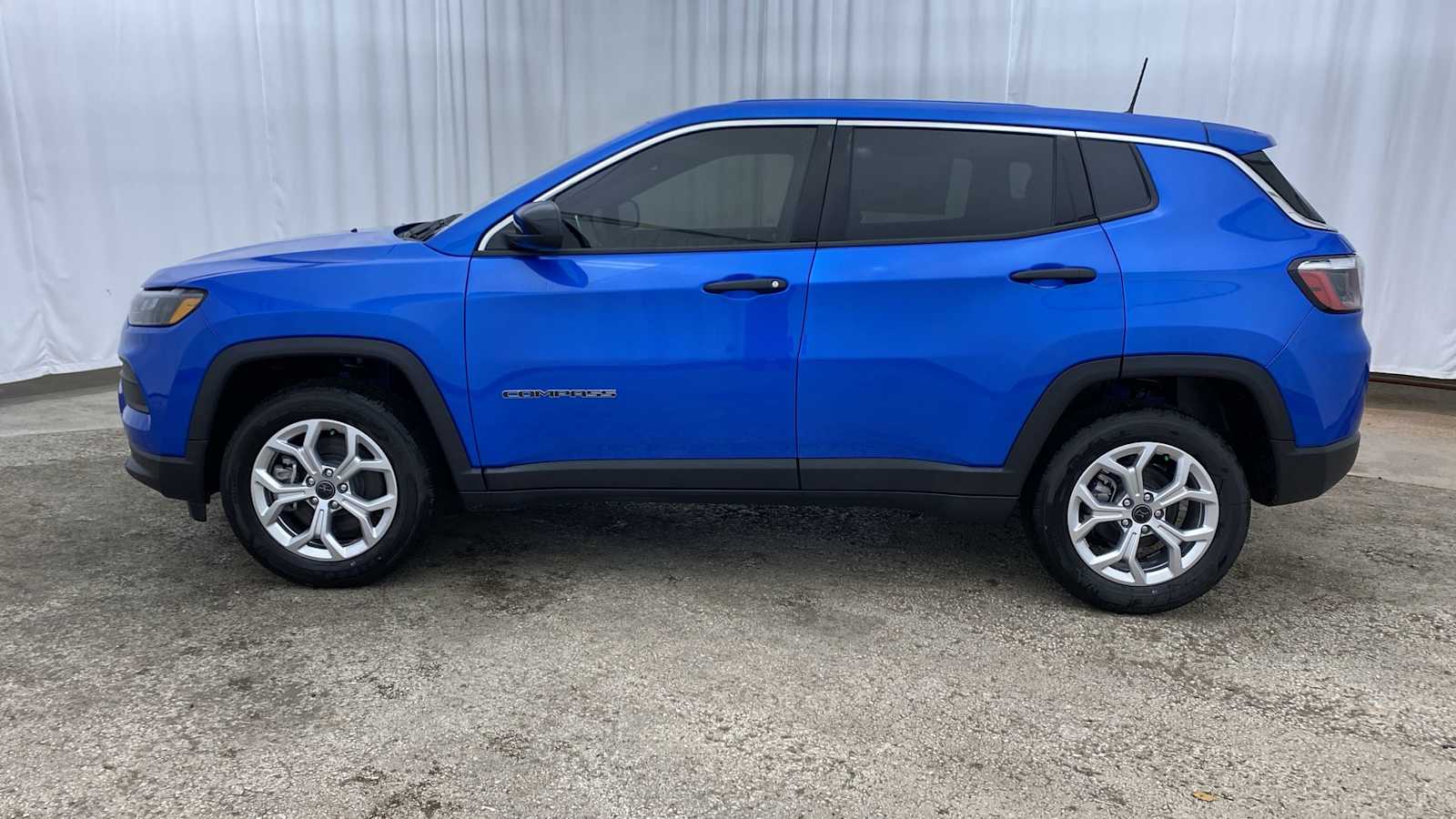 Thumbnail: 2025 Jeep Compass - 28