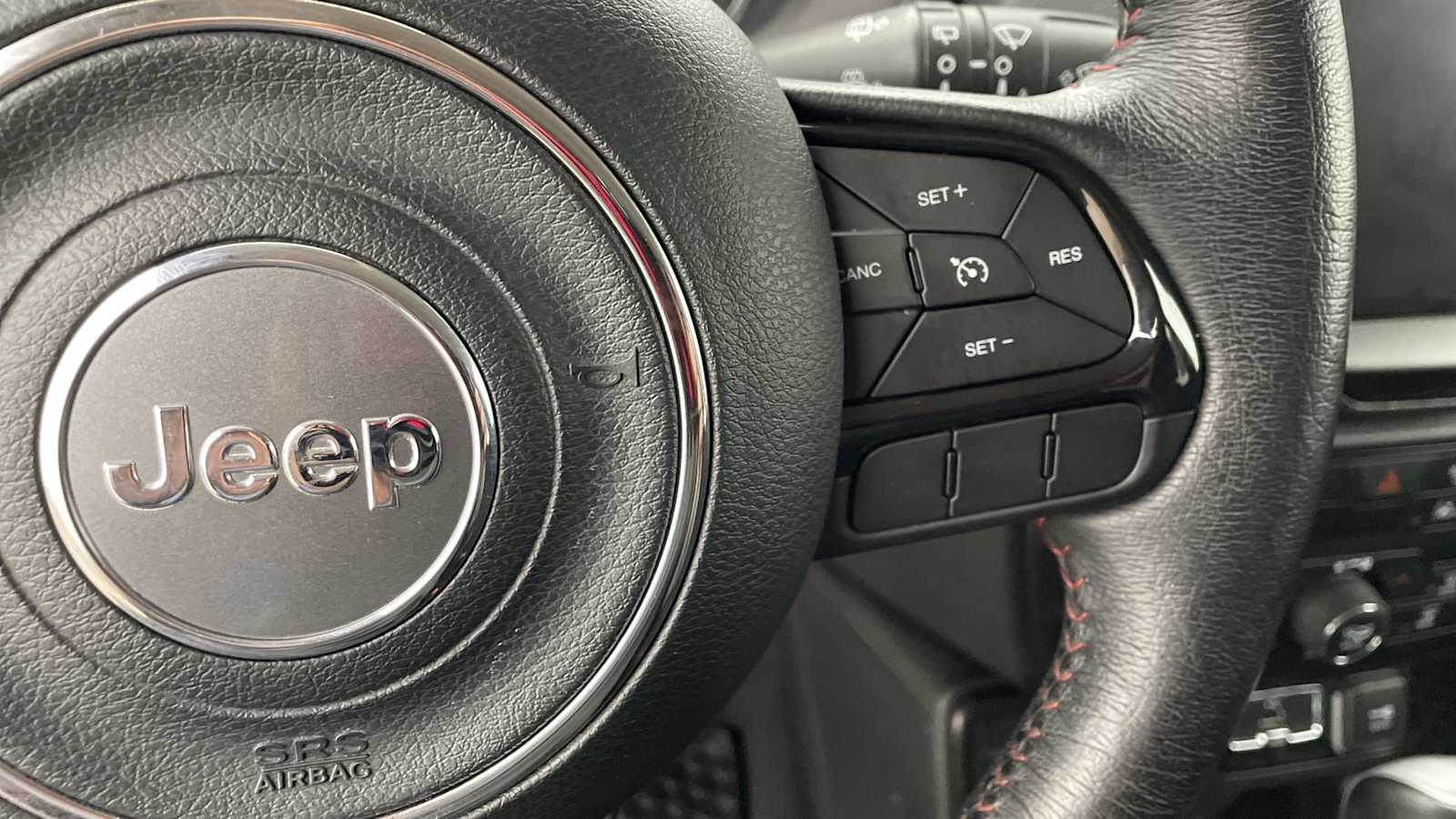 Thumbnail: 2022 Jeep Renegade - 14