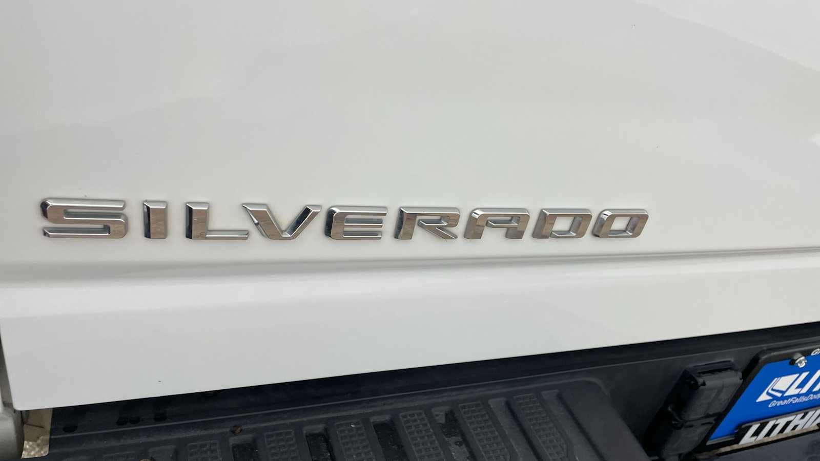 Thumbnail: 2022 Chevrolet Silverado 3500 - 42