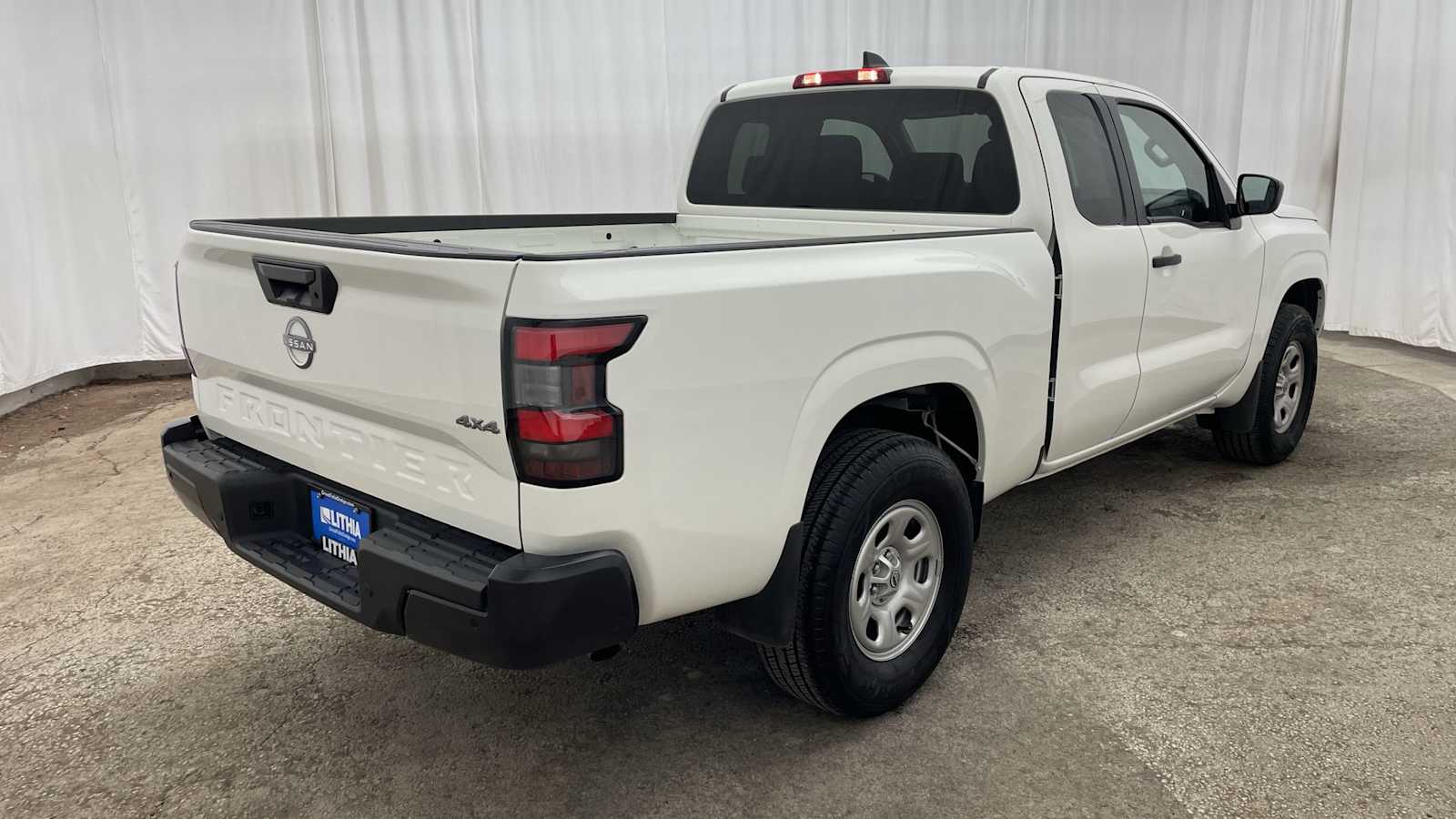 Thumbnail: 2025 Nissan Frontier - 29