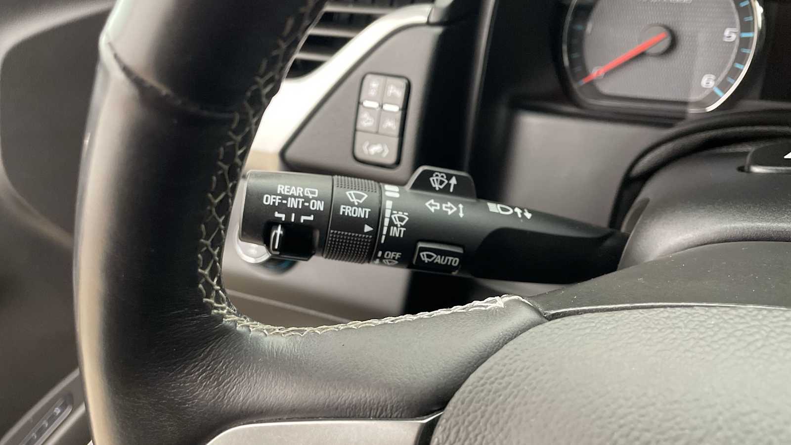 Thumbnail: 2016 Chevrolet Tahoe - 17