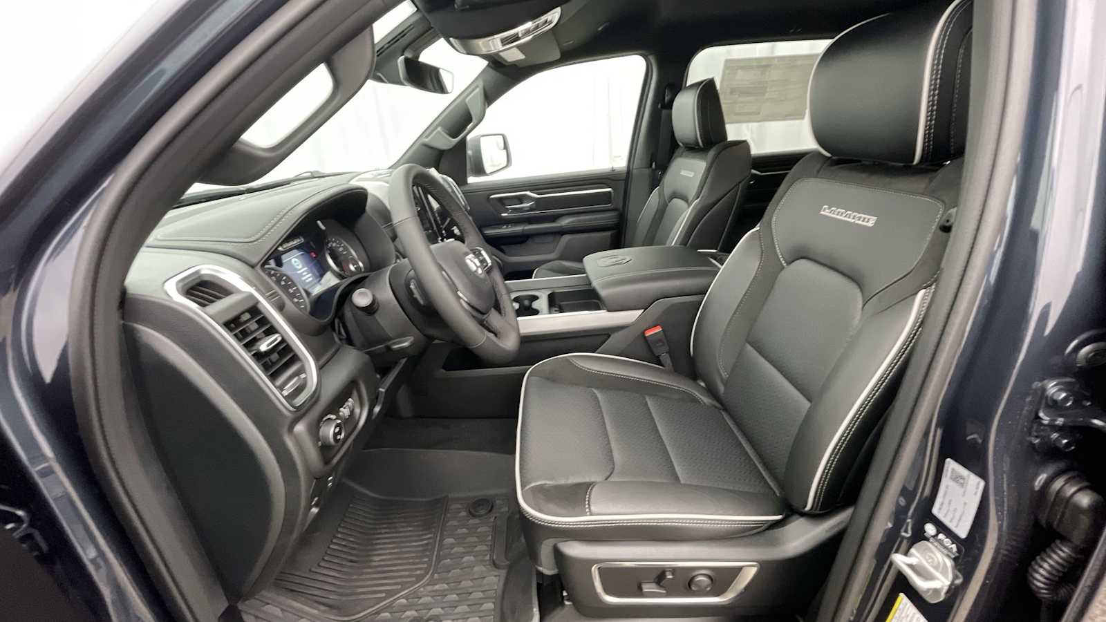 Thumbnail: 2026 RAM 1500 - 6