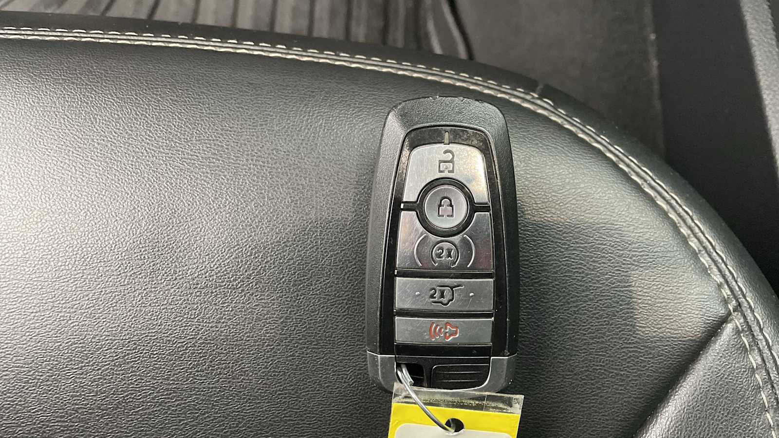 Thumbnail: 2022 Ford Explorer - 22