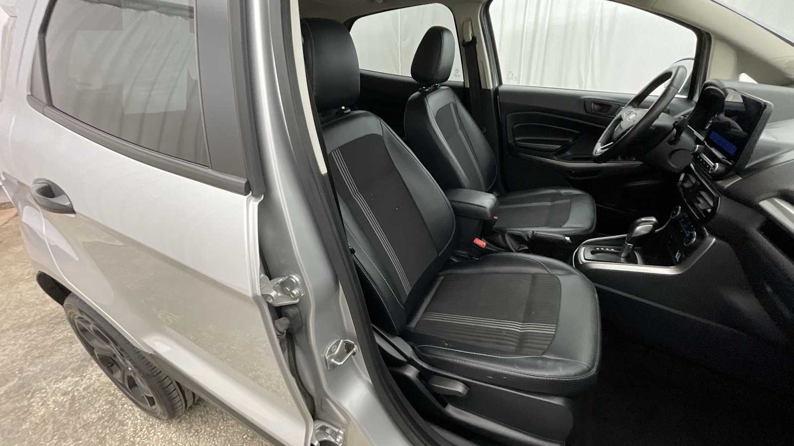 Thumbnail: 2021 Ford EcoSport - 12