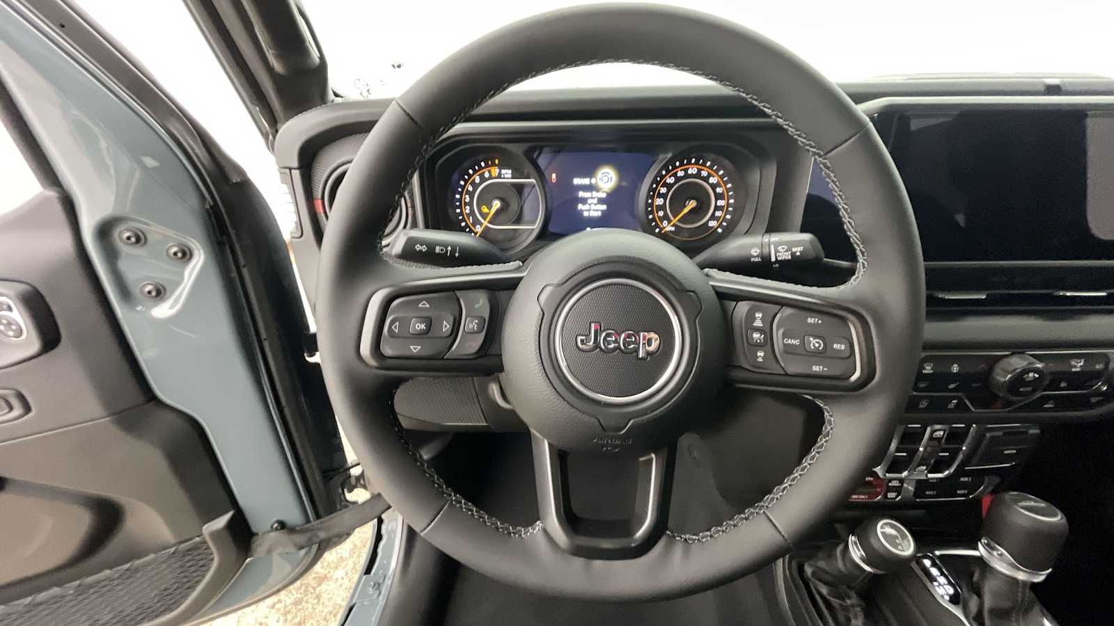 Thumbnail: 2025 Jeep Gladiator - 12