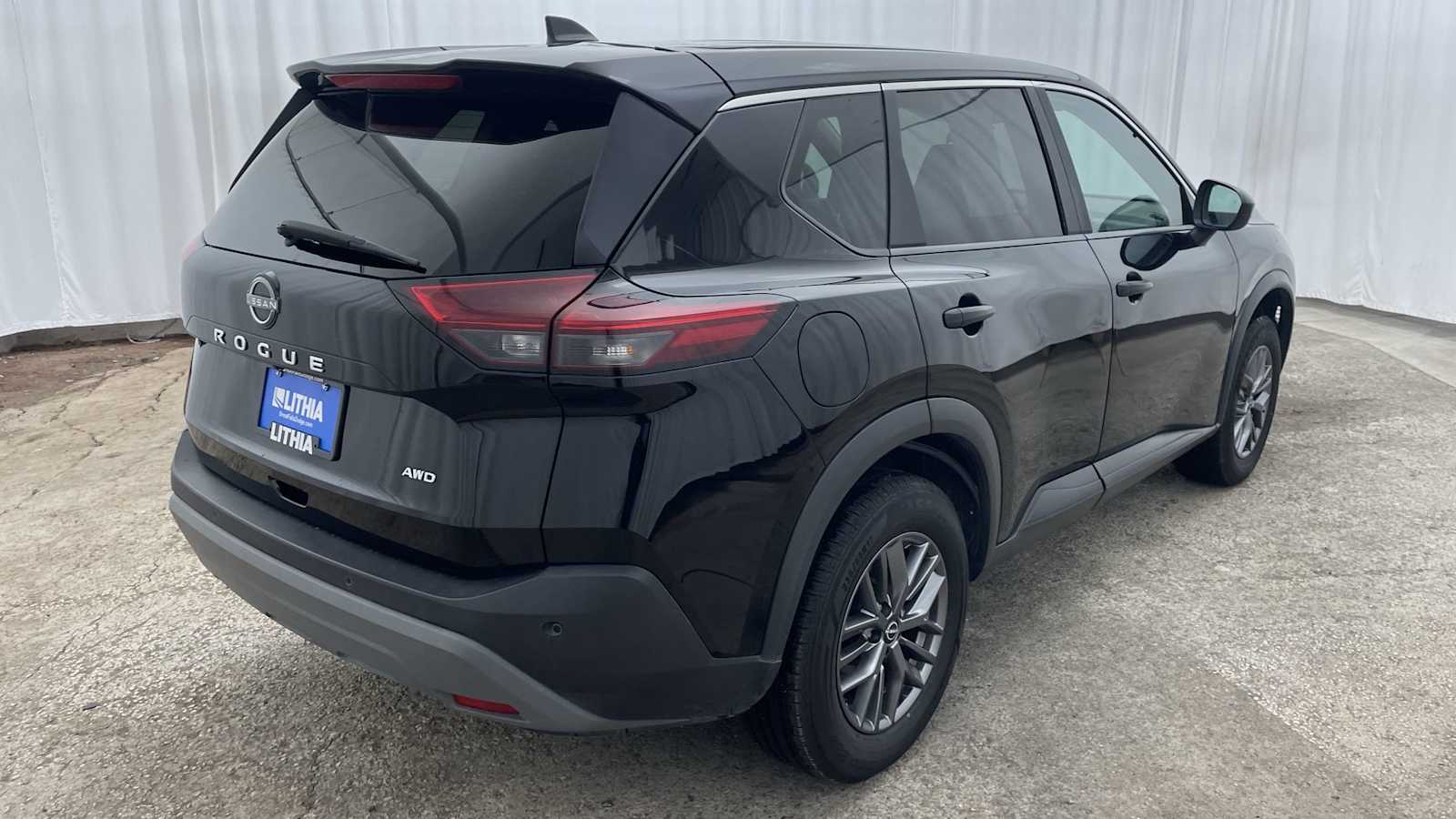 Thumbnail: 2023 Nissan Rogue - 28