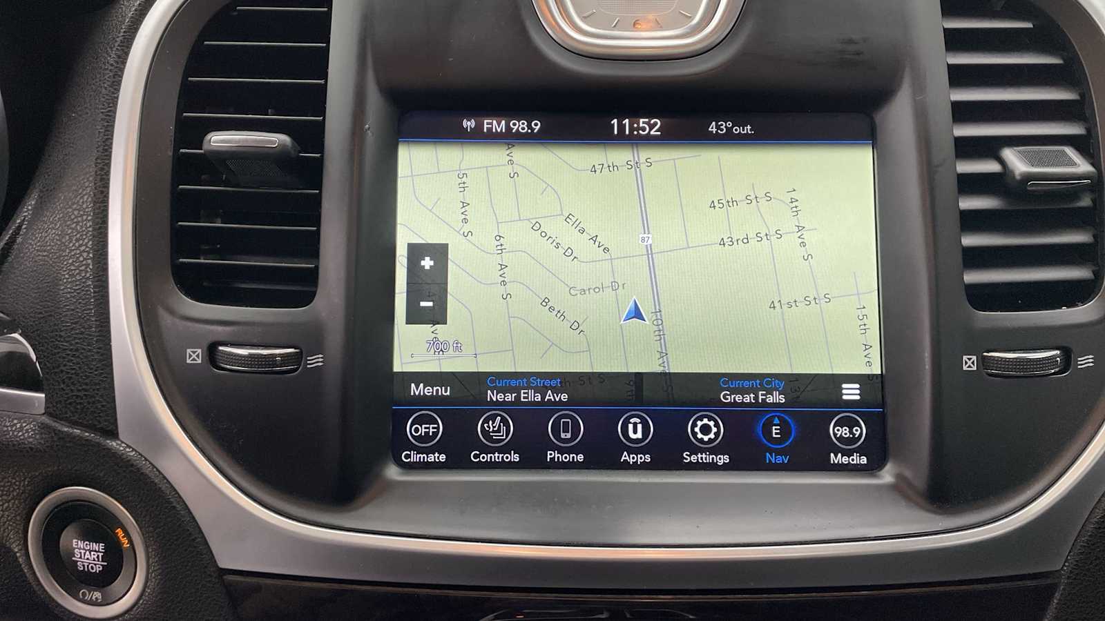 Thumbnail: 2020 Chrysler 300 - 4