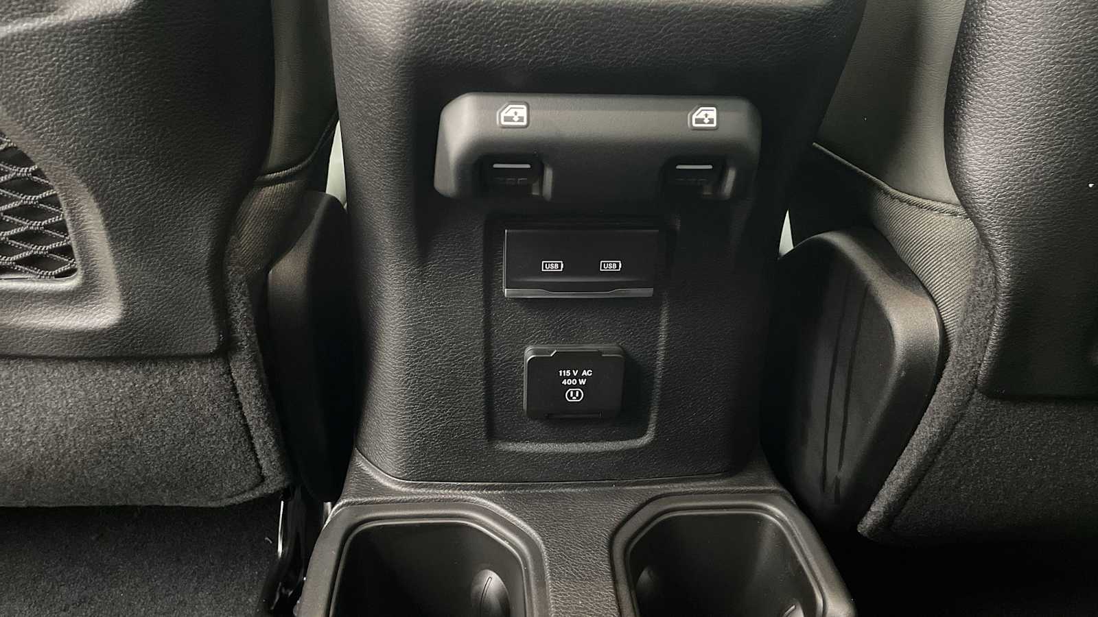 Thumbnail: 2025 Jeep Gladiator - 28