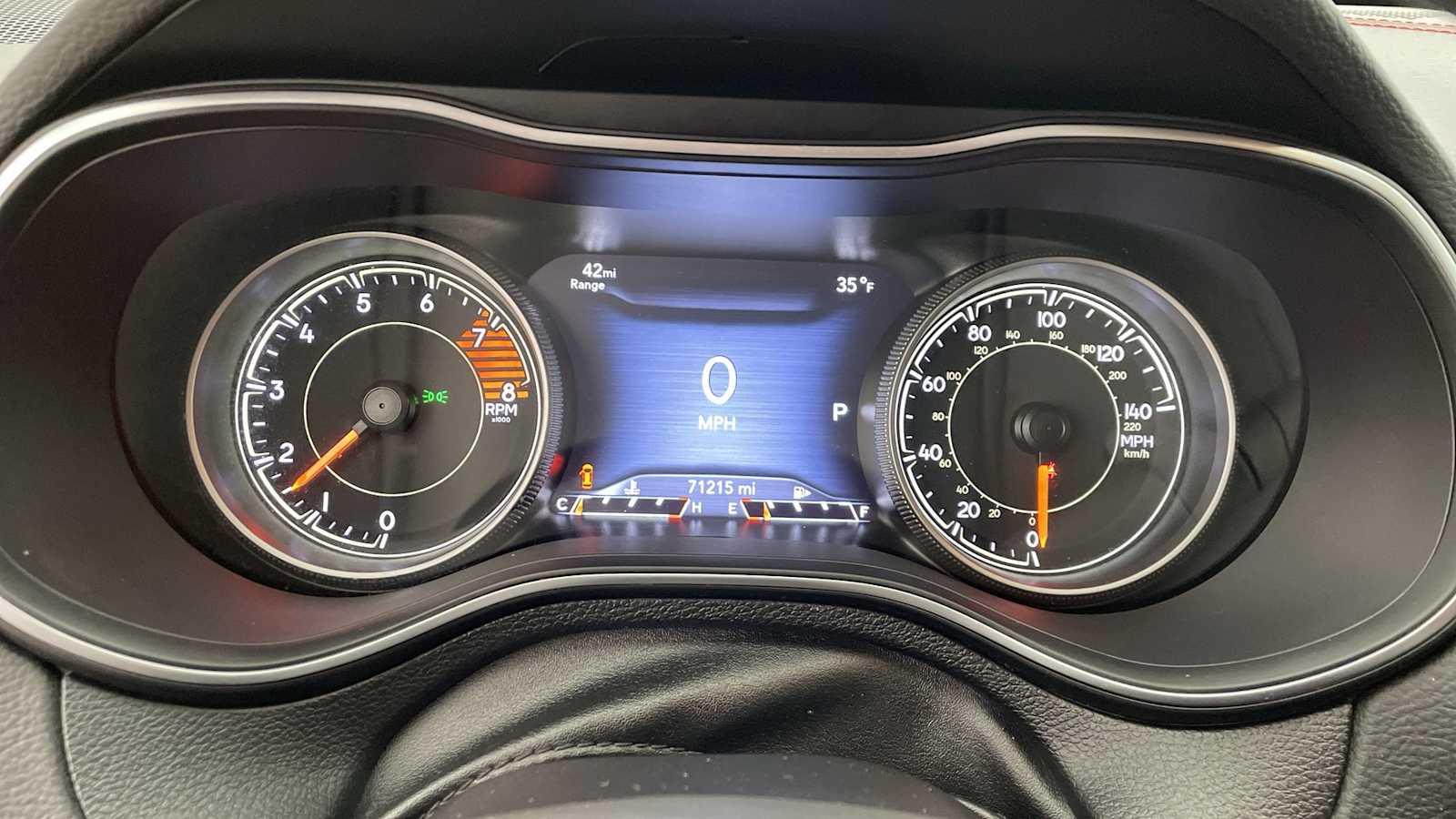 Thumbnail: 2020 Jeep Cherokee - 23