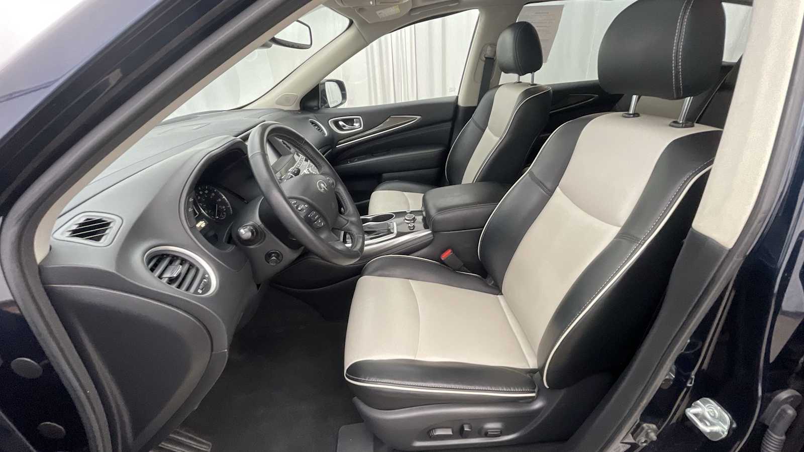 Thumbnail: 2020 INFINITI QX60 - 6