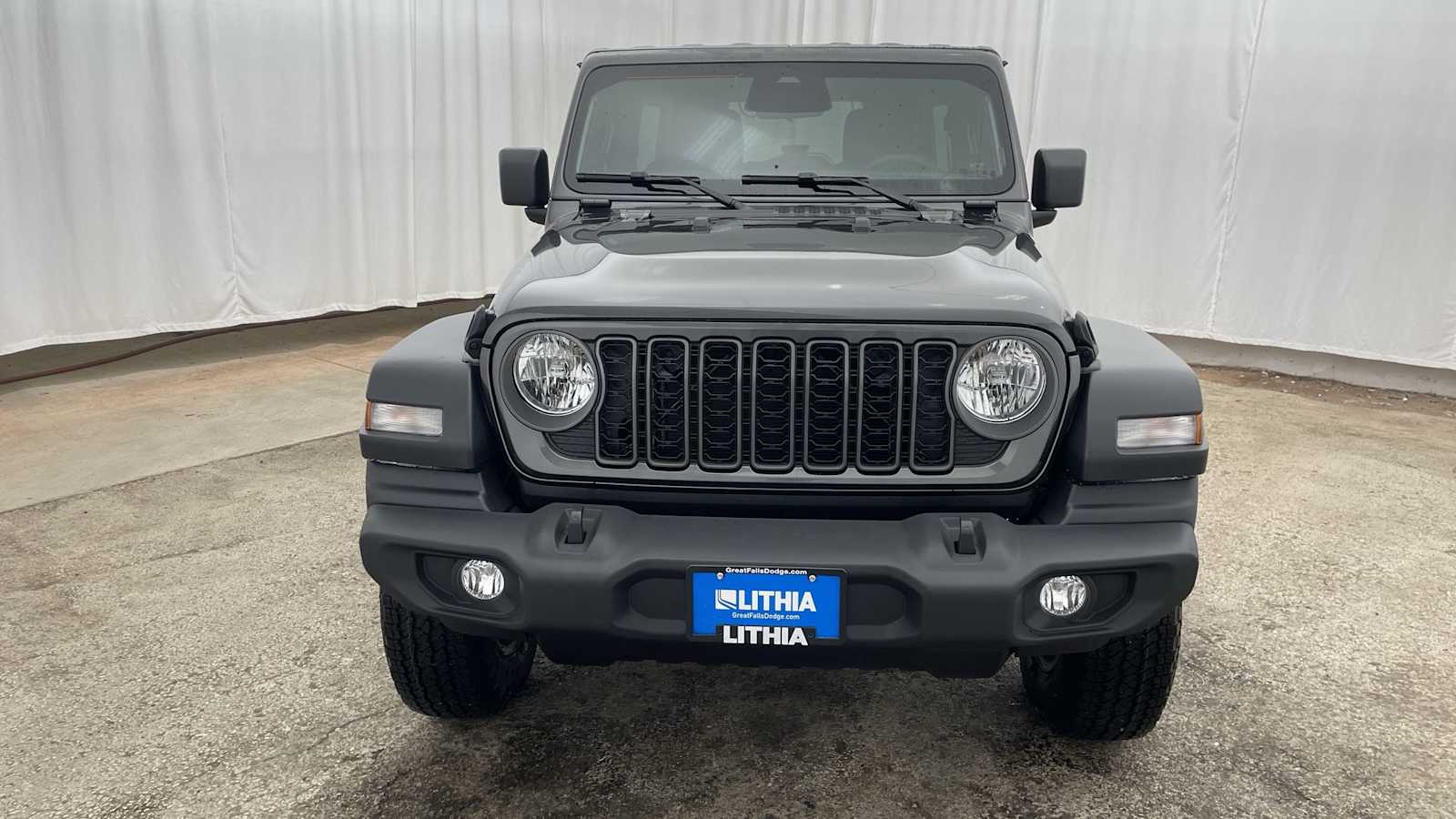 Thumbnail: 2026 Jeep Wrangler - 39