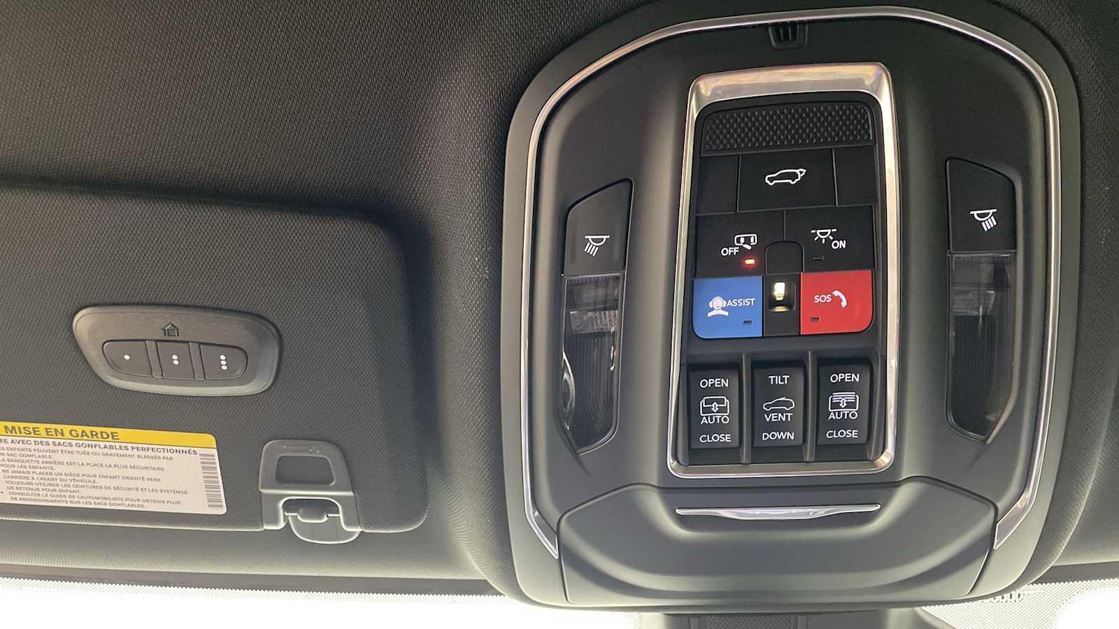 Thumbnail: 2025 Jeep Grand Cherokee - 26