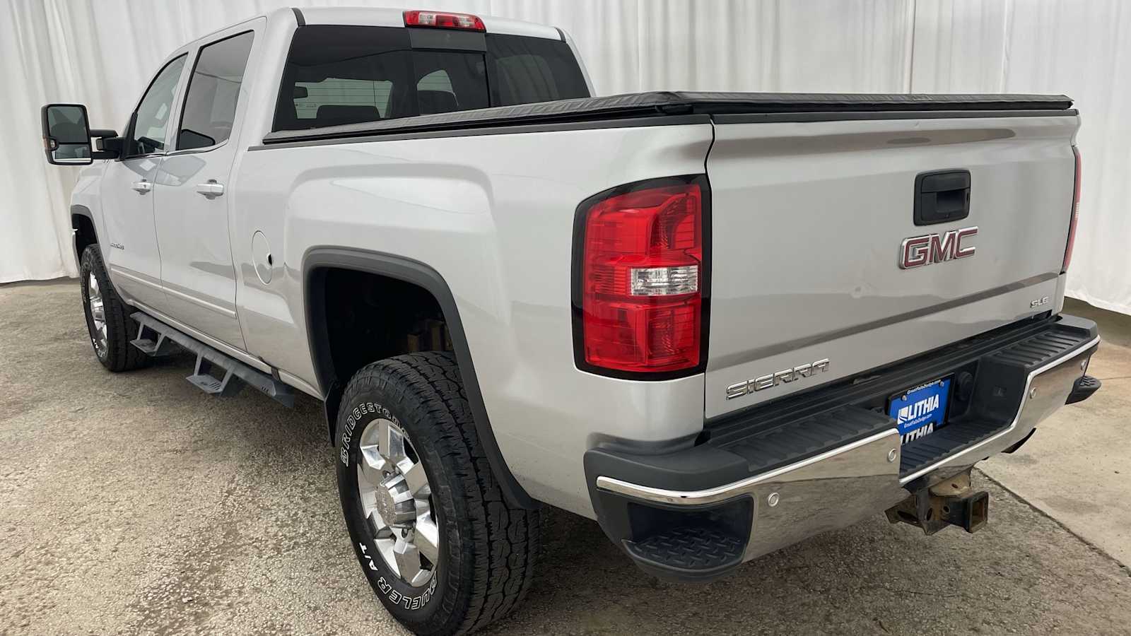 Thumbnail: 2016 GMC Sierra 3500 - 32