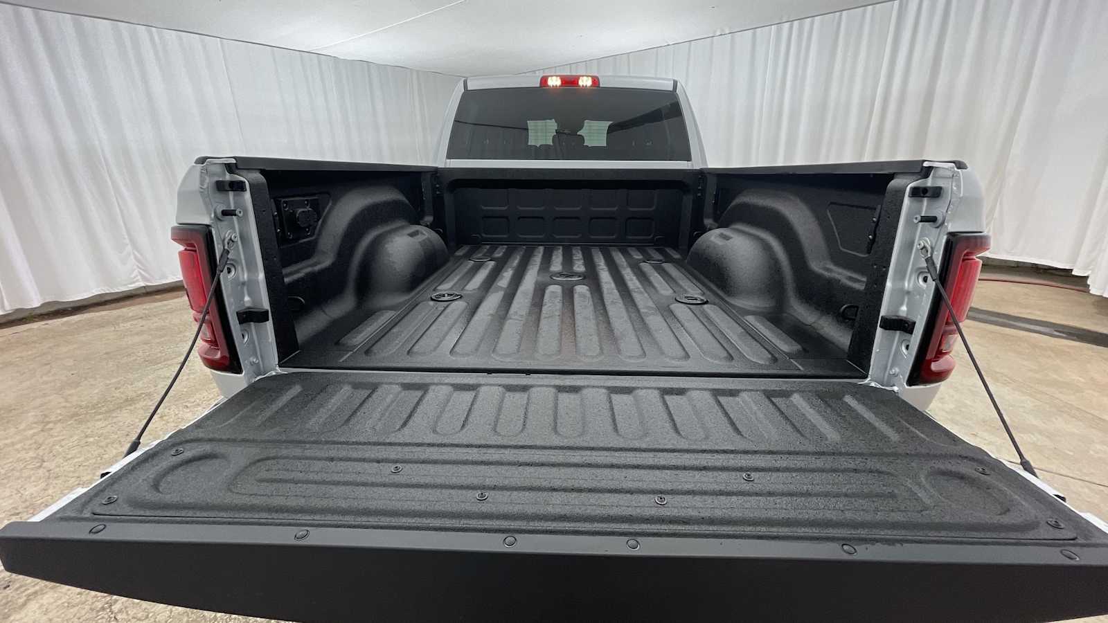 Thumbnail: 2026 RAM 3500 - 28