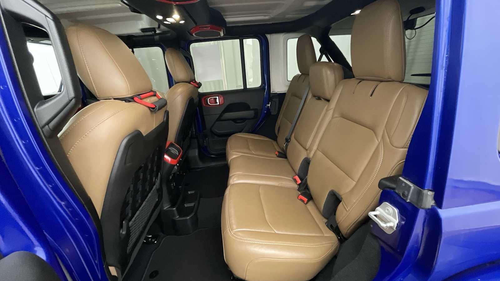 Thumbnail: 2020 Jeep Wrangler - 9