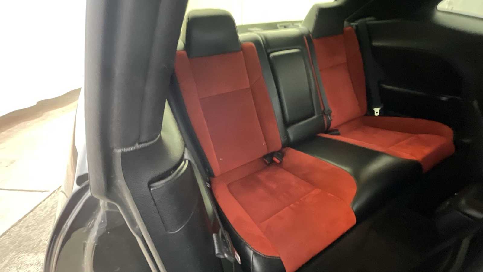 Thumbnail: 2015 Dodge Challenger - 10