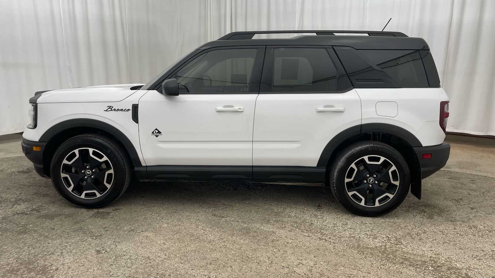 Thumbnail: 2021 Ford Bronco Sport - 28