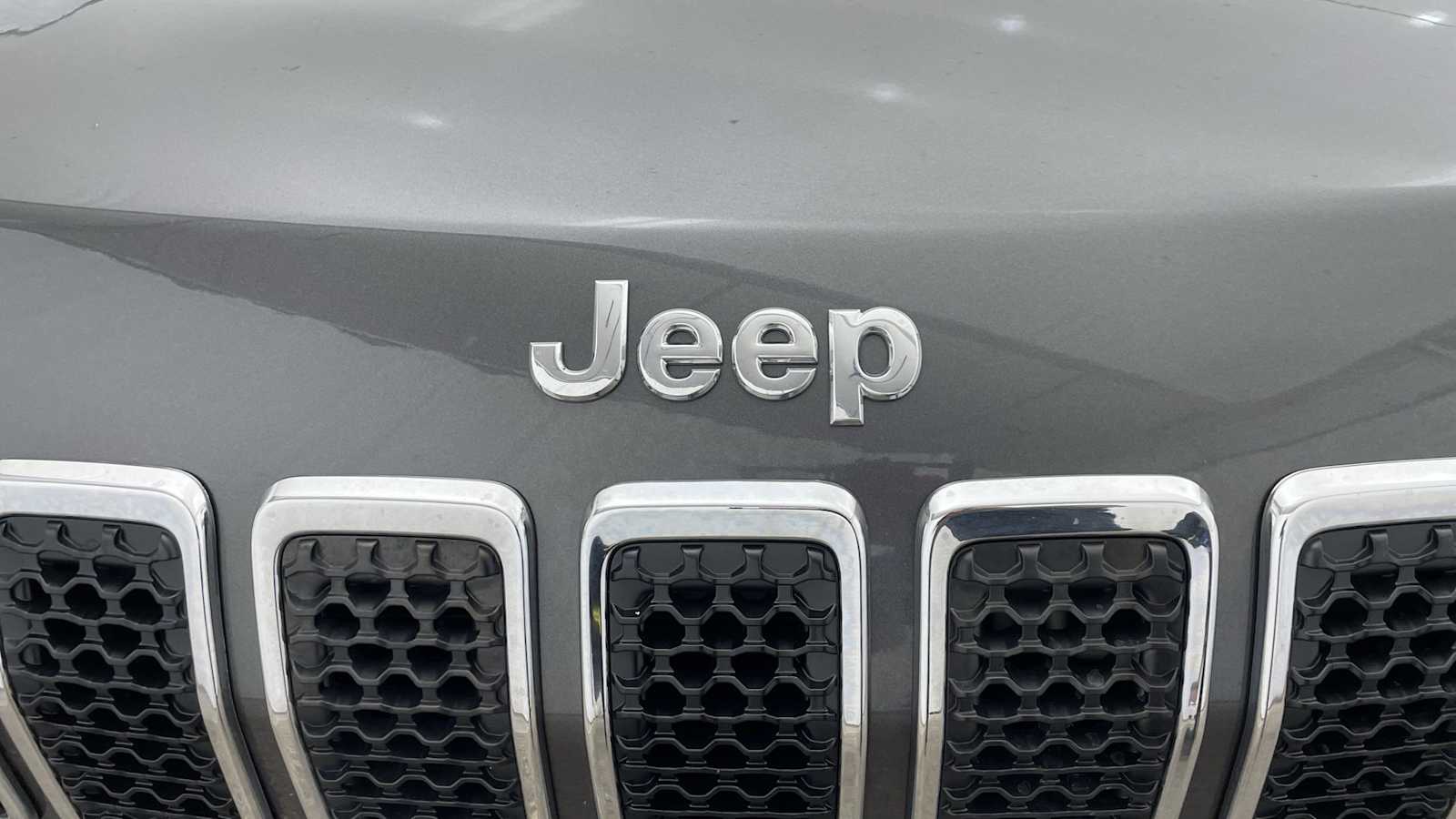 Thumbnail: 2022 Jeep Cherokee - 39