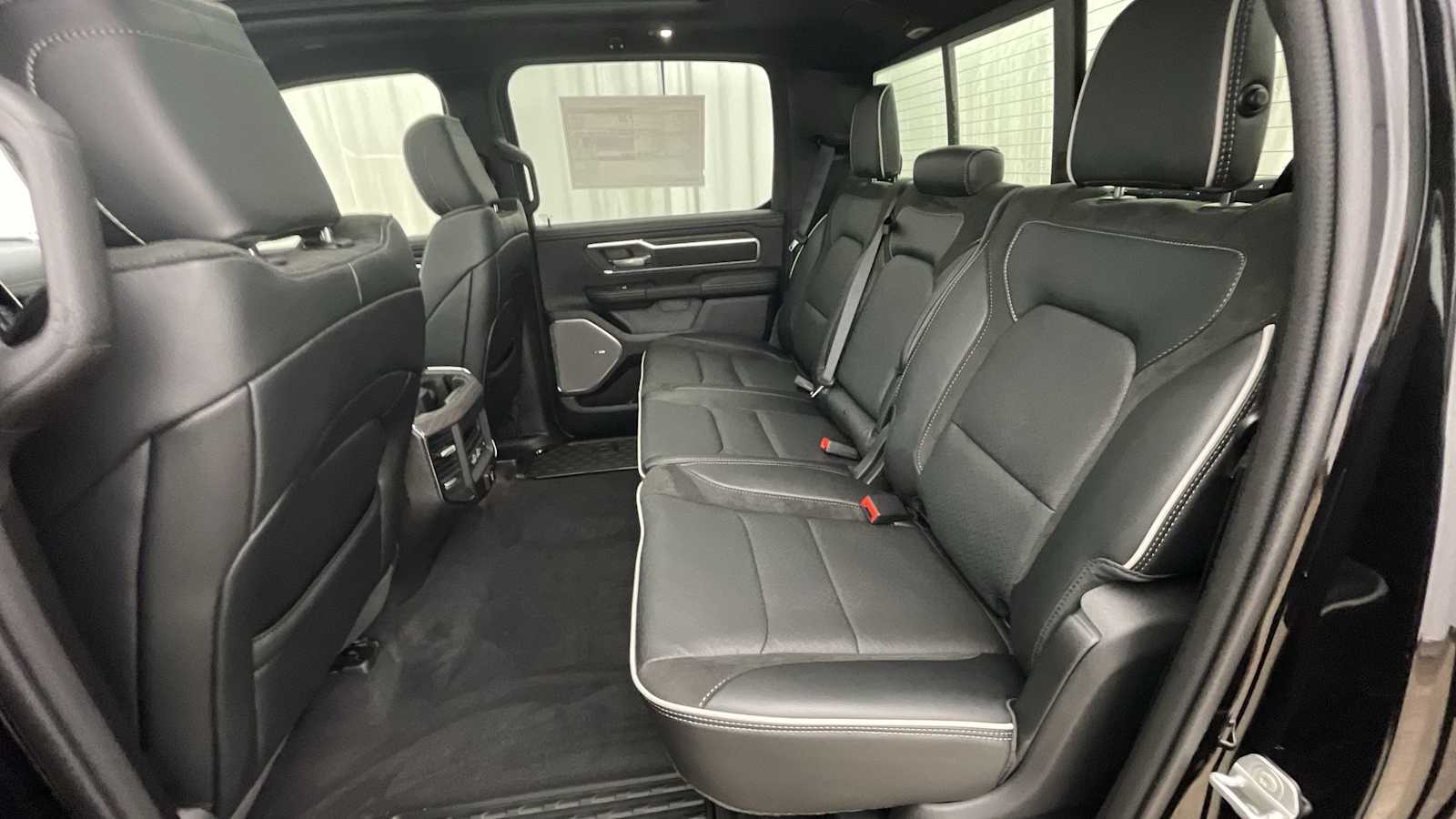 Thumbnail: 2026 RAM 1500 - 10