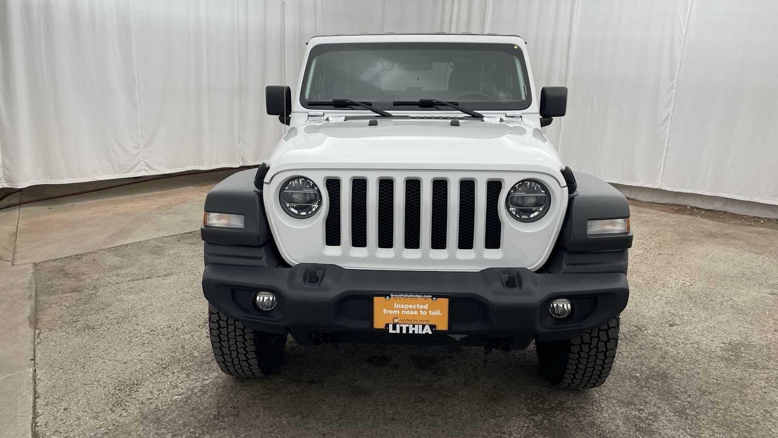 Thumbnail: 2020 Jeep Wrangler - 35