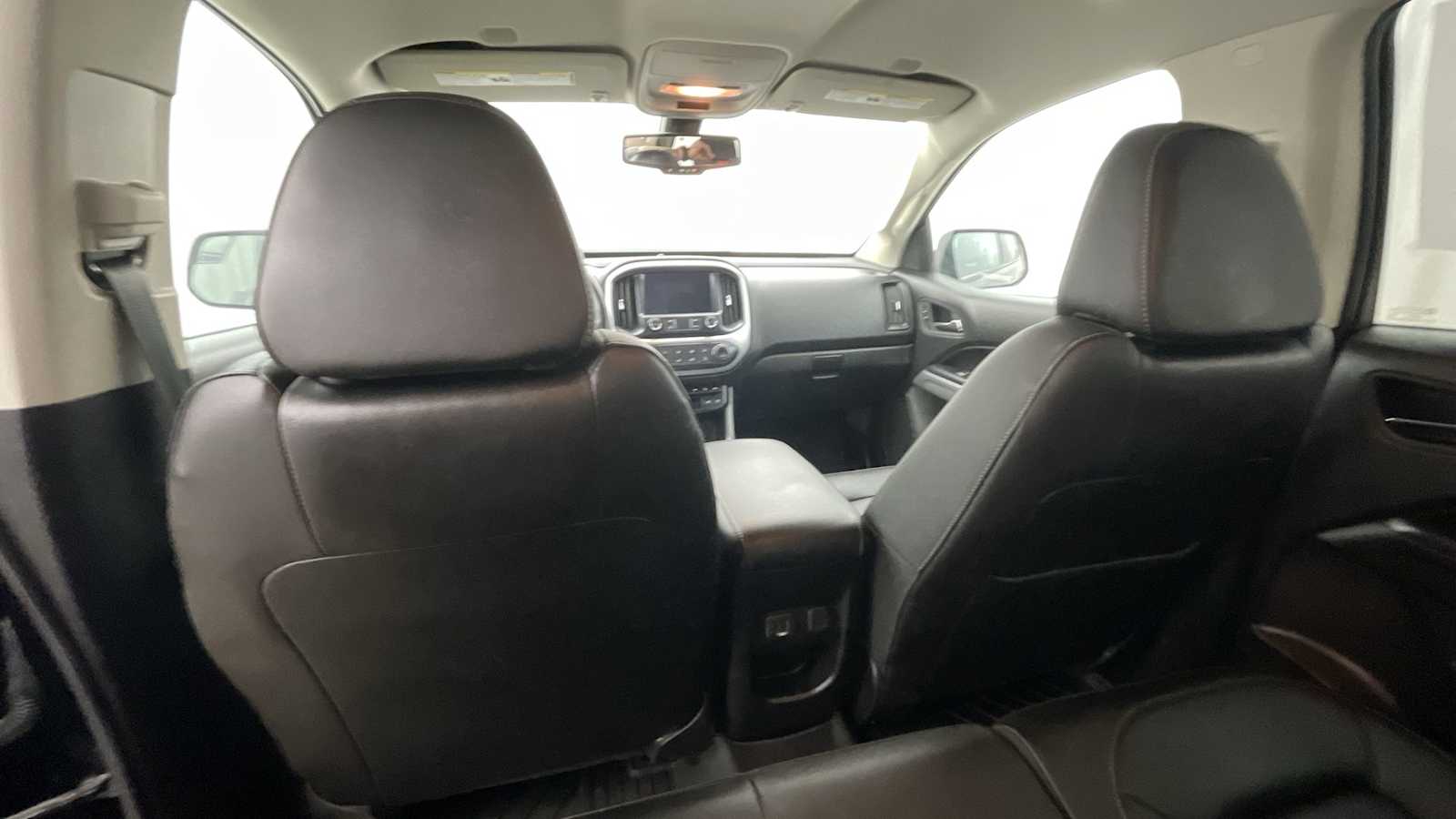 Thumbnail: 2022 Chevrolet Colorado - 8