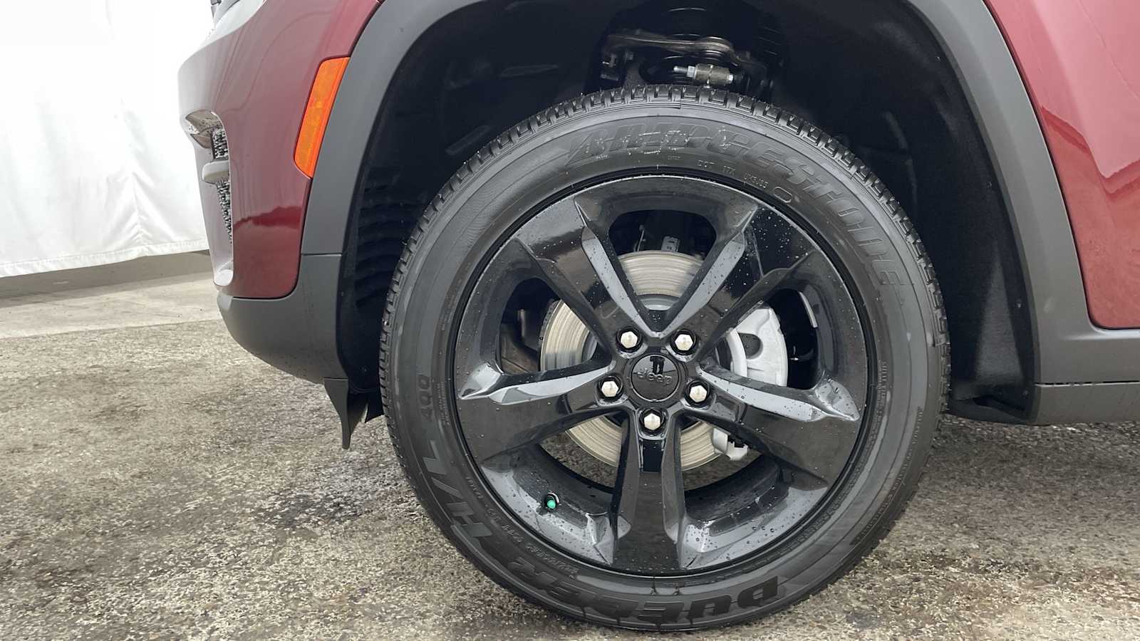 Thumbnail: 2025 Jeep Grand Cherokee - 40