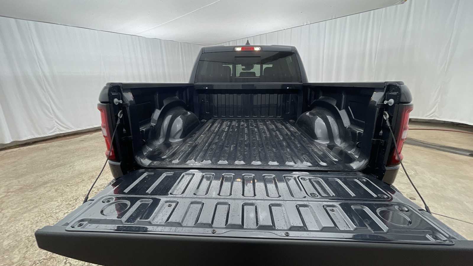 Thumbnail: 2026 RAM 1500 - 32