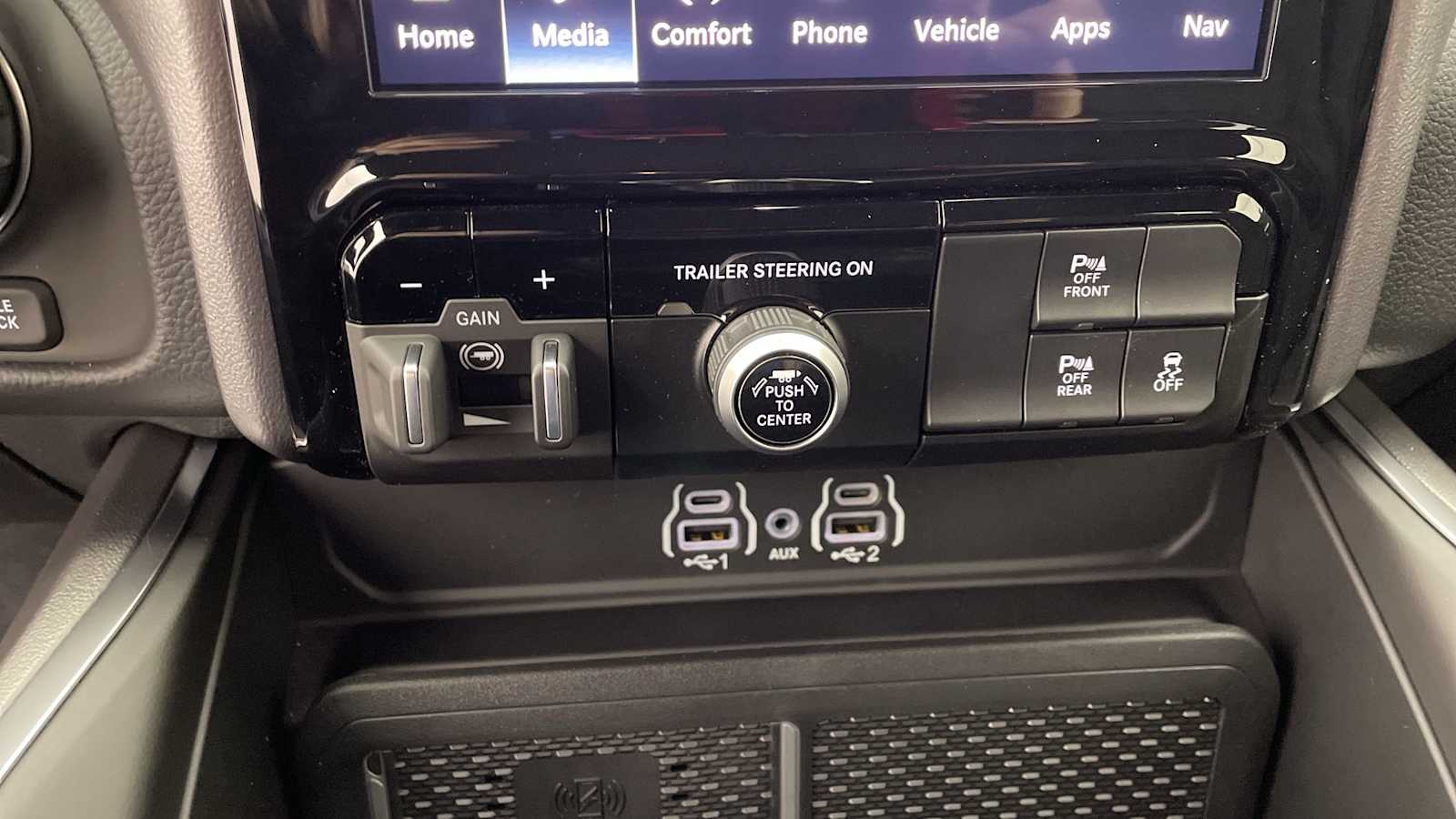 Thumbnail: 2026 RAM 1500 - 23