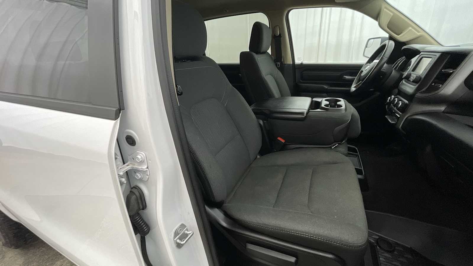 Thumbnail: 2020 RAM 1500 - 10