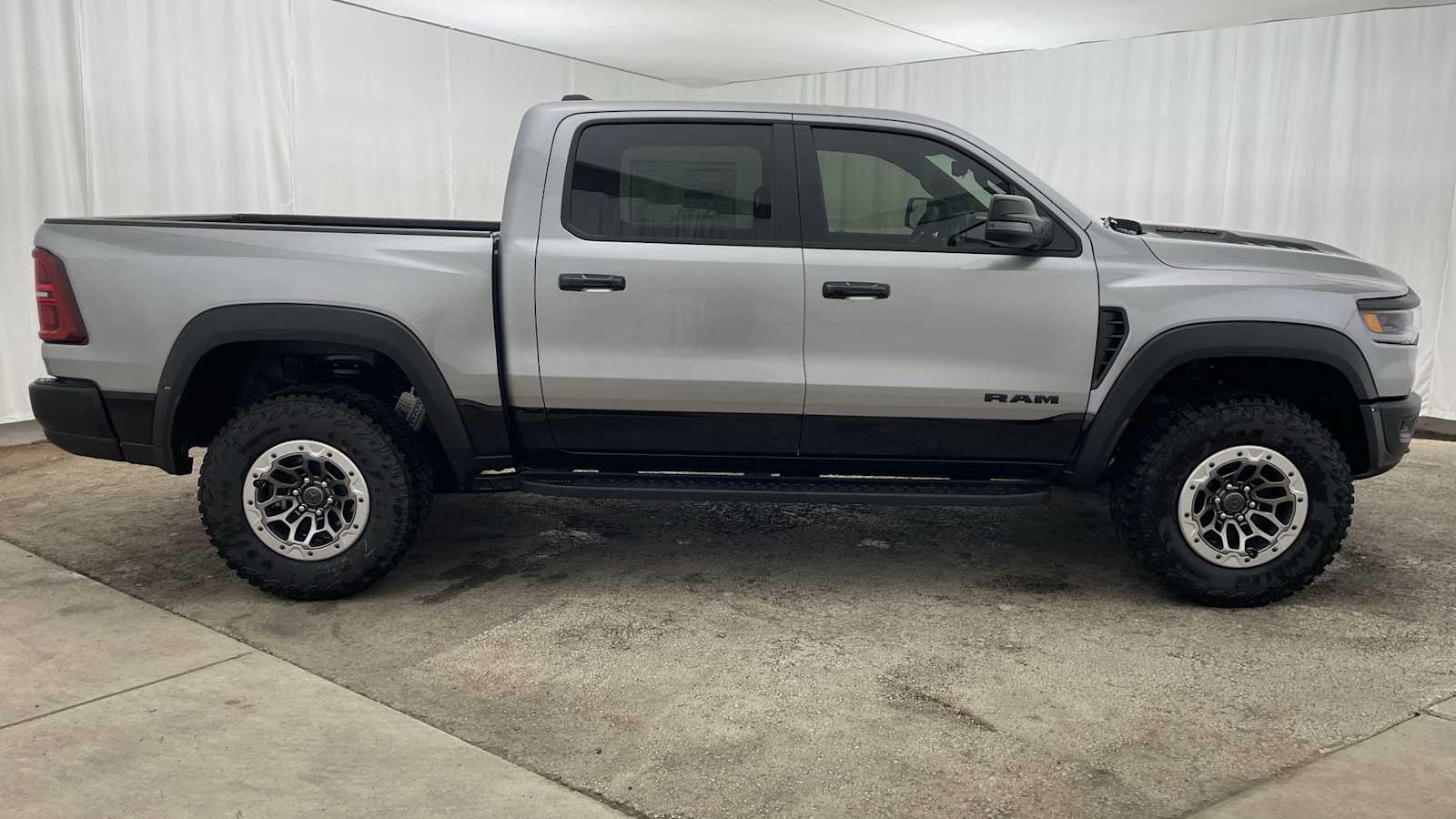 Thumbnail: 2026 RAM 1500 - 38