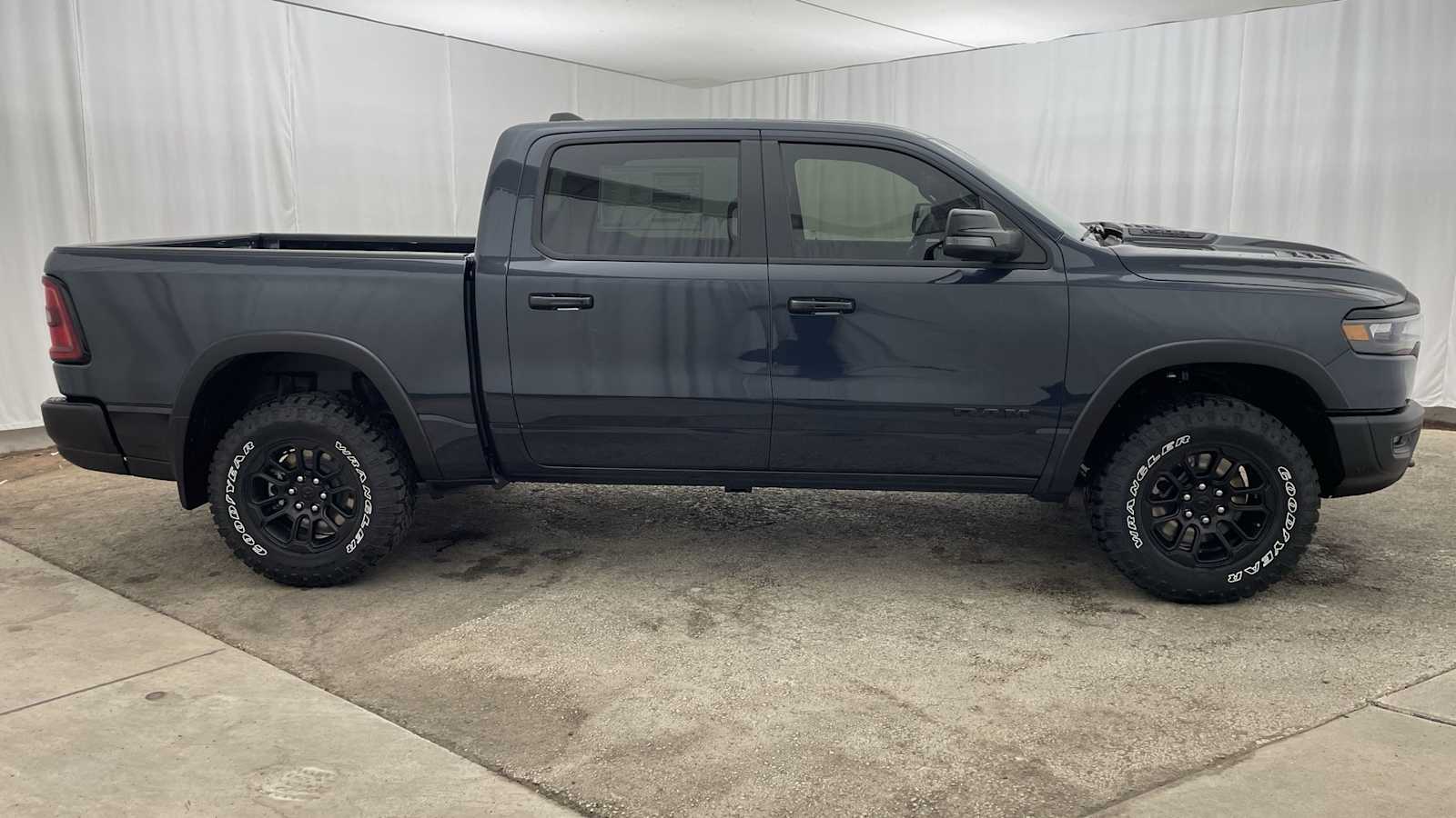 Thumbnail: 2026 RAM 1500 - 38