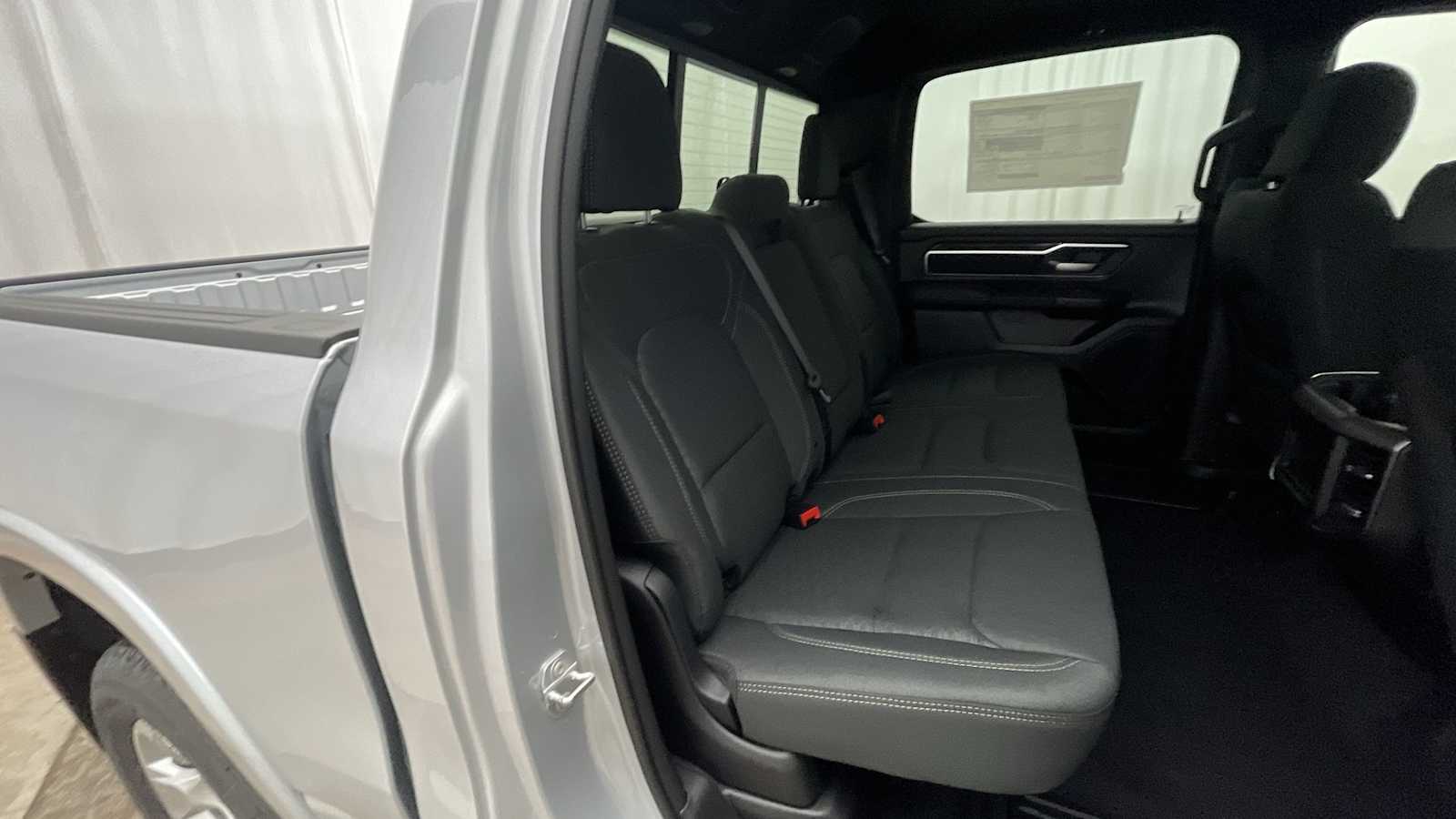 Thumbnail: 2026 RAM 1500 - 9