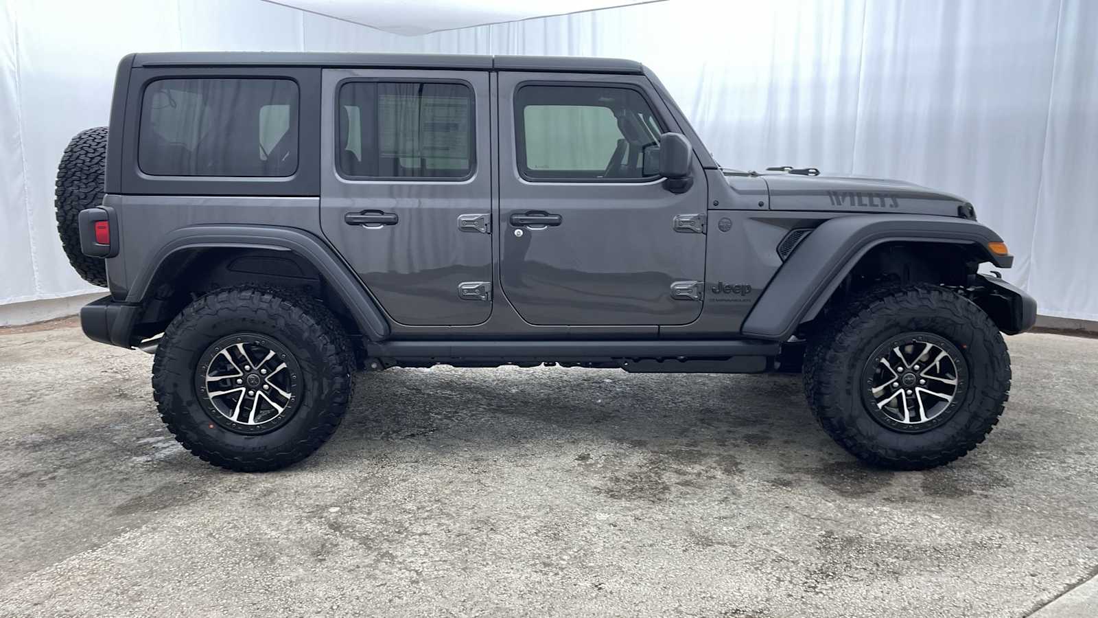 Thumbnail: 2026 Jeep Wrangler - 37
