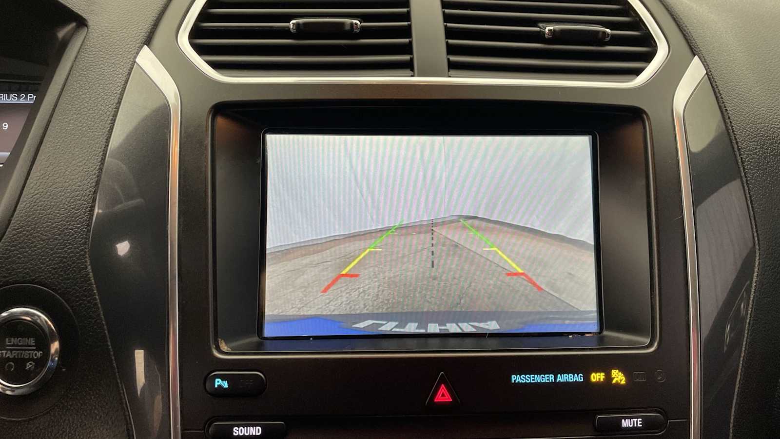 Thumbnail: 2019 Ford Explorer - 5