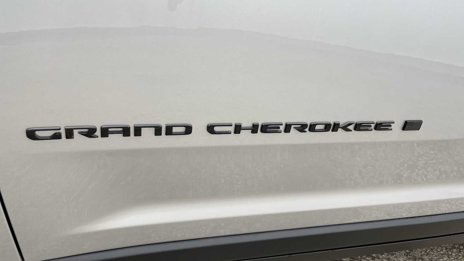 Thumbnail: 2026 Jeep Grand Cherokee - 40