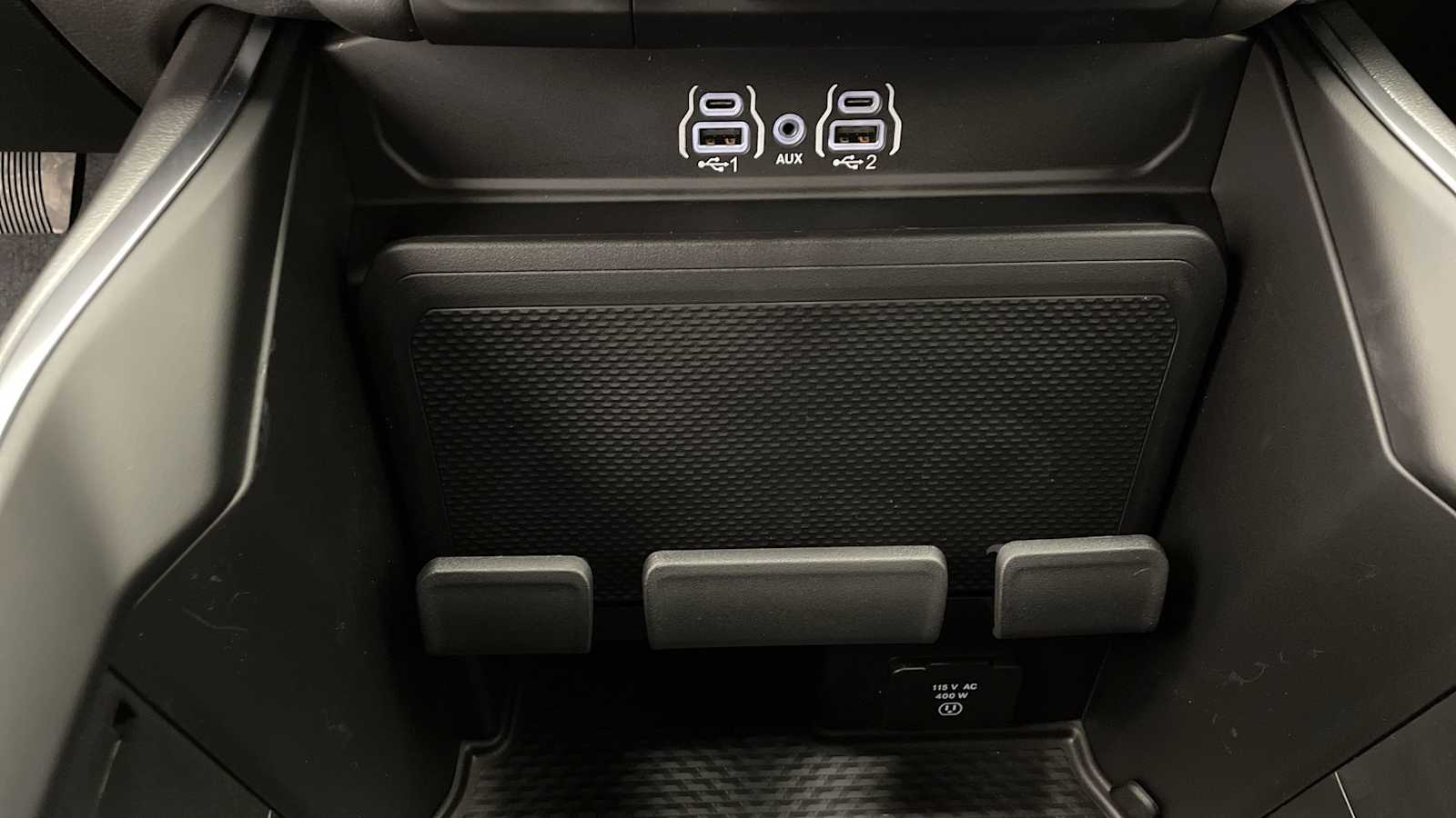 Thumbnail: 2026 RAM 1500 - 17