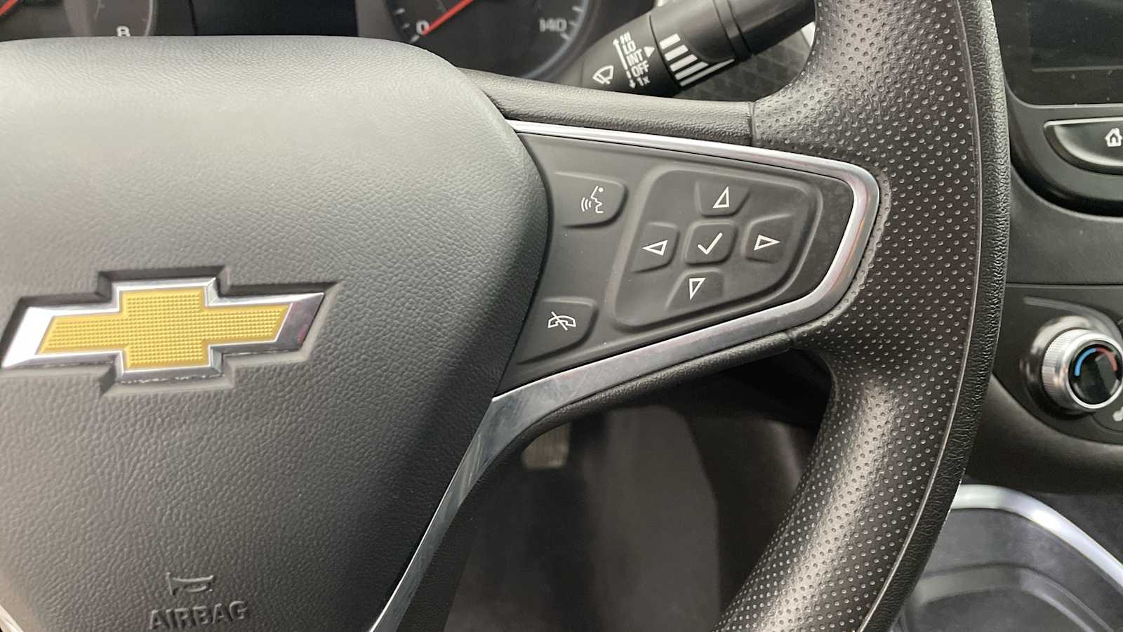 Thumbnail: 2023 Chevrolet Malibu - 13