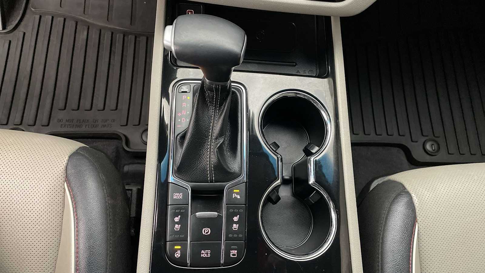 Thumbnail: 2020 Kia Sedona - 23