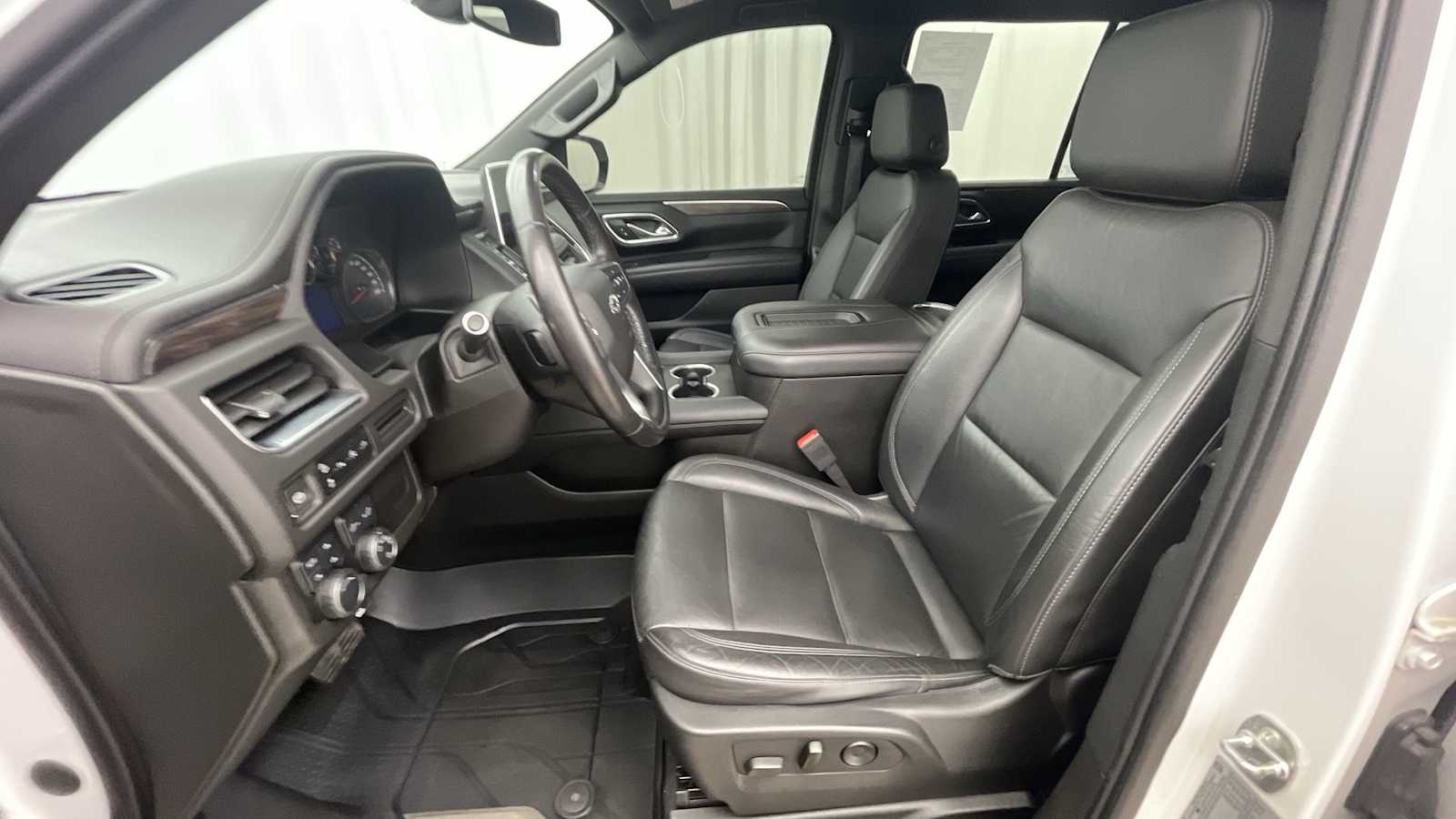 Thumbnail: 2021 Chevrolet Tahoe - 5