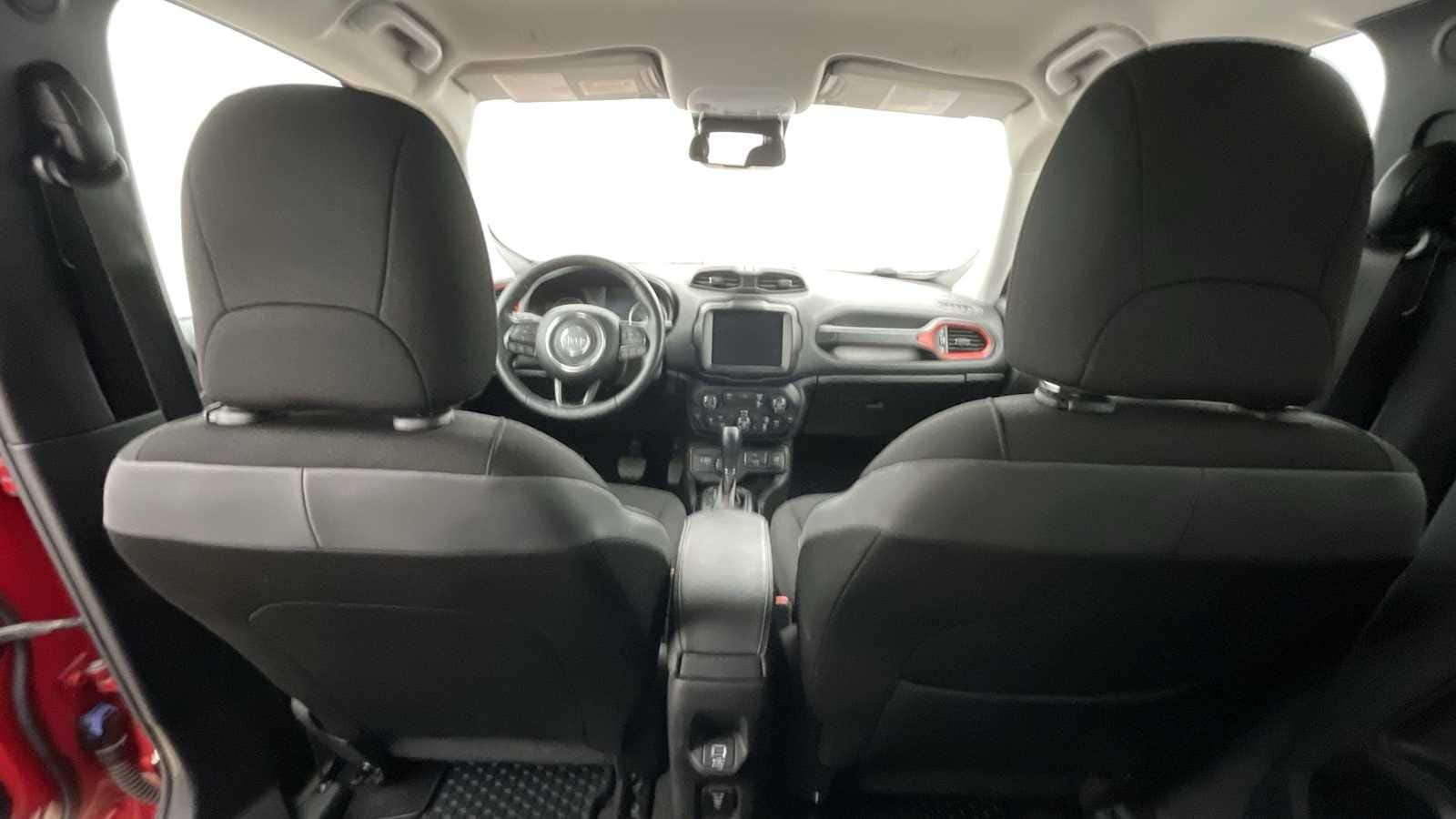Thumbnail: 2022 Jeep Renegade - 8