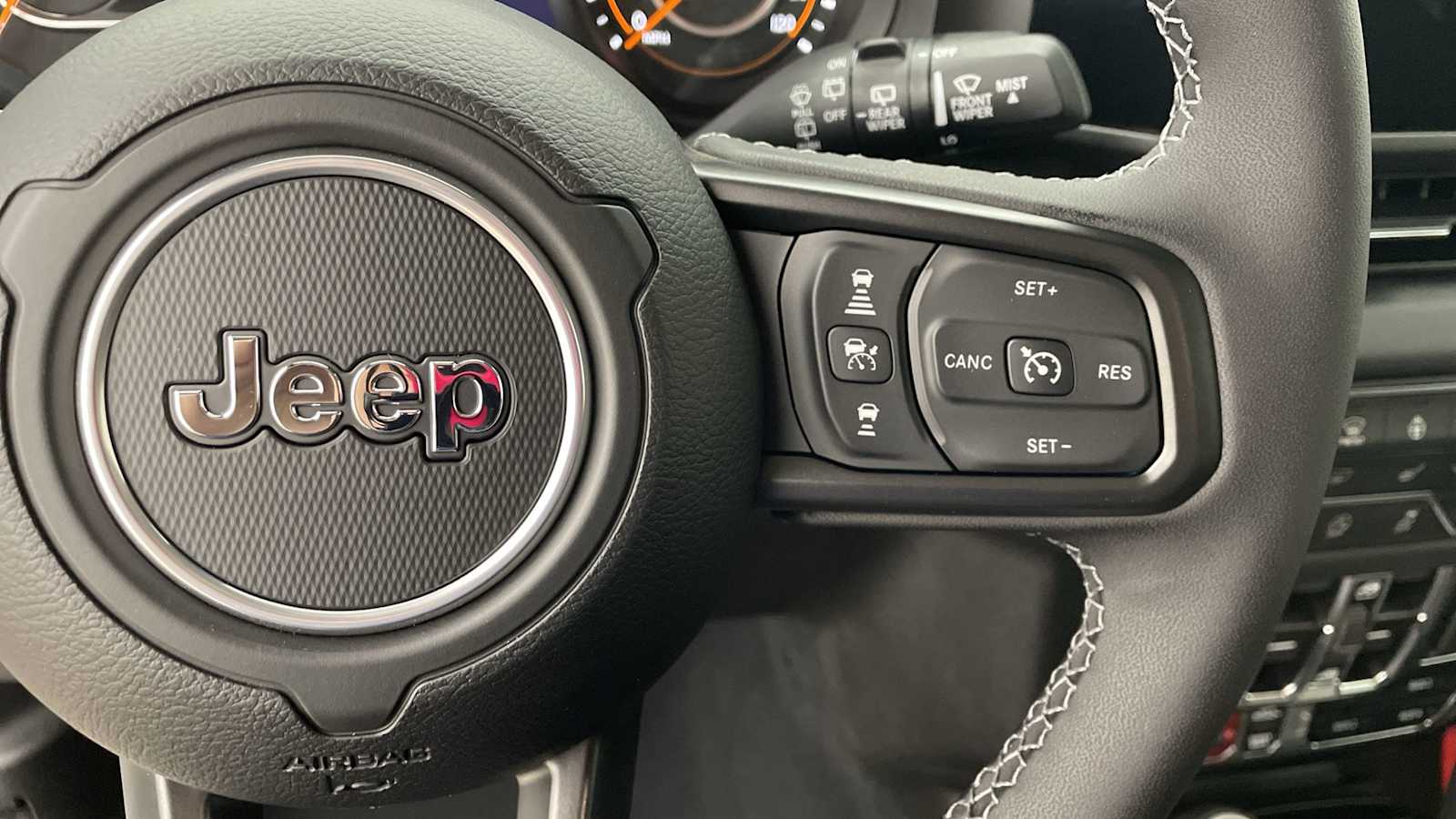 Thumbnail: 2025 Jeep Wrangler - 14