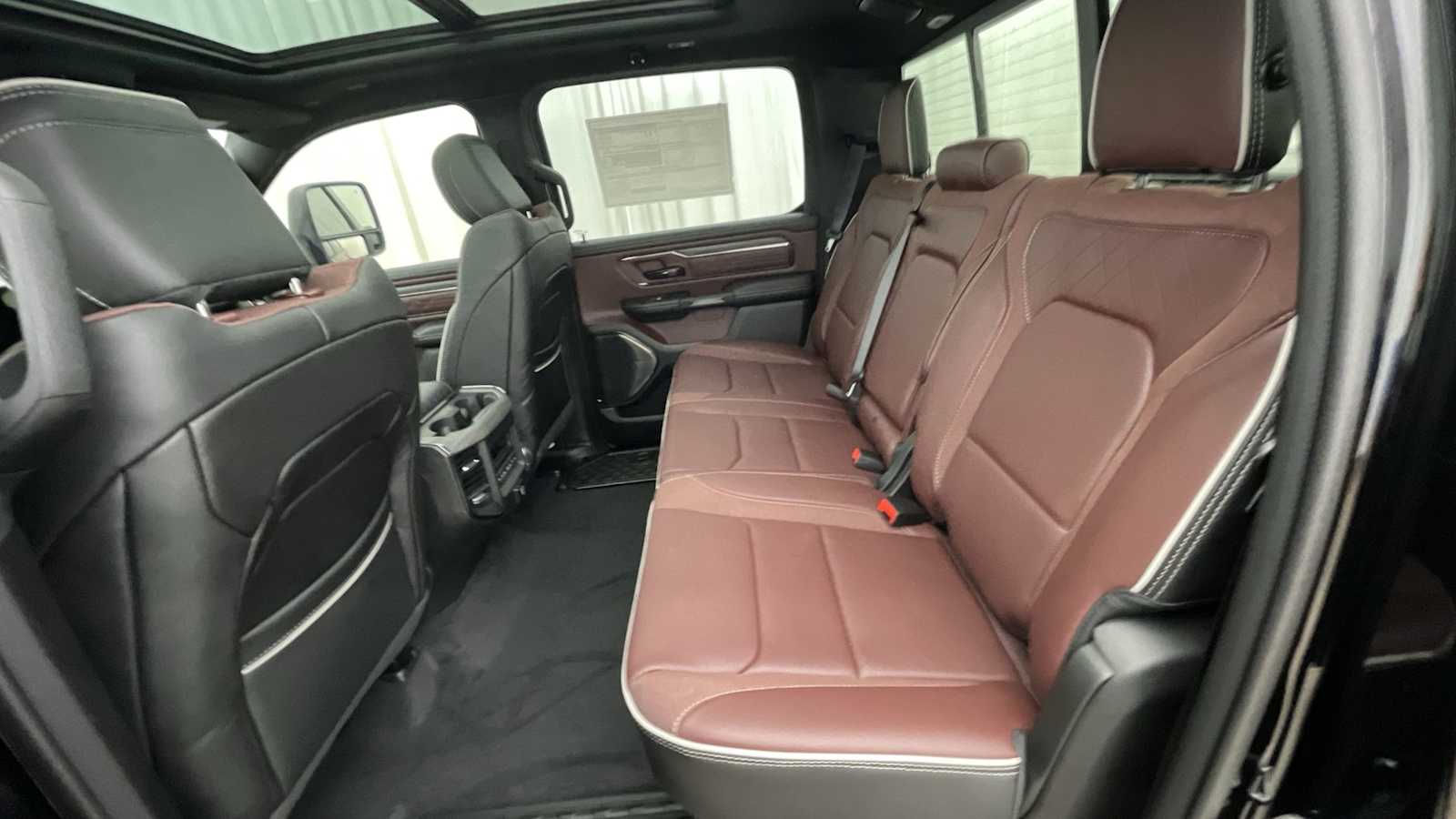Thumbnail: 2026 RAM 1500 - 10