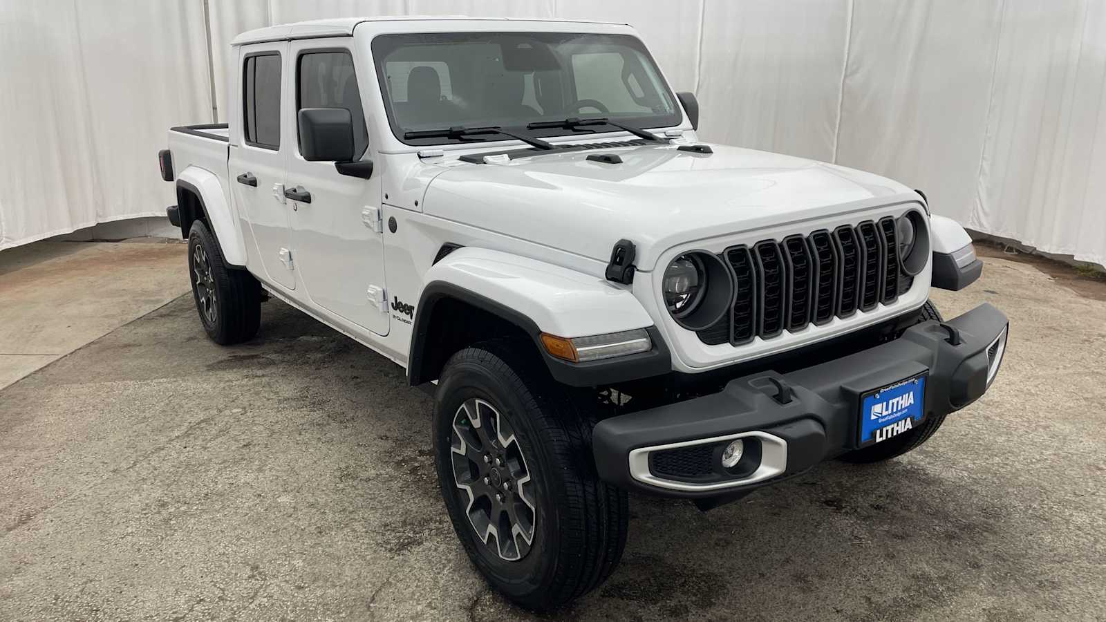 Thumbnail: 2026 Jeep Gladiator - 36