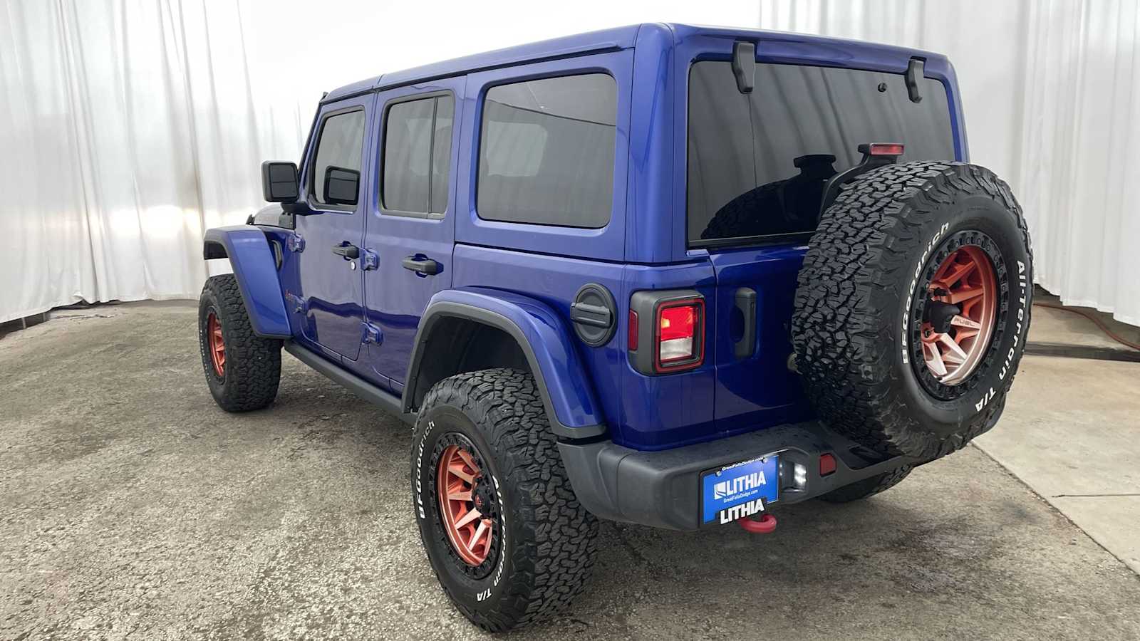 Thumbnail: 2020 Jeep Wrangler - 31