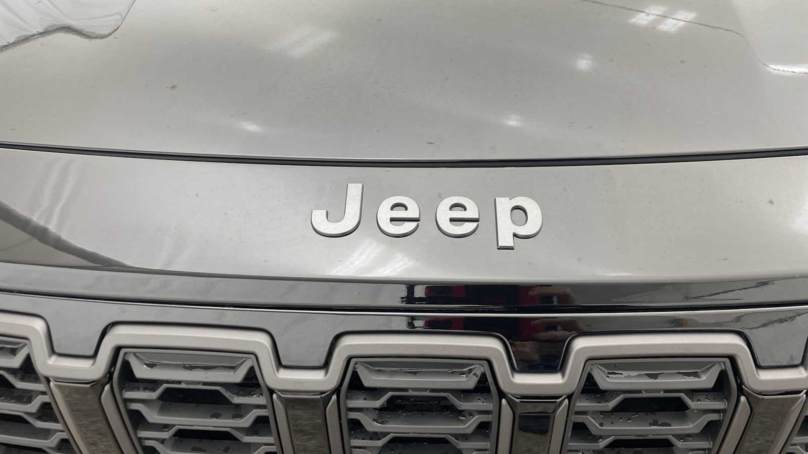 Thumbnail: 2026 Jeep Cherokee - 37