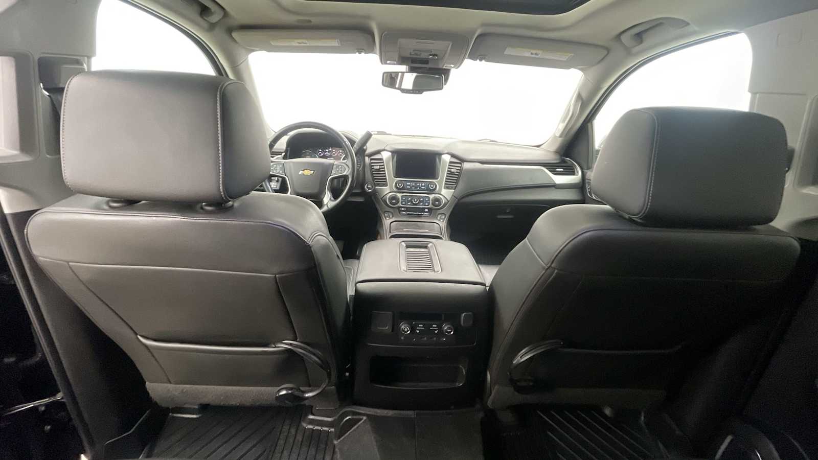 Thumbnail: 2019 Chevrolet Tahoe - 8