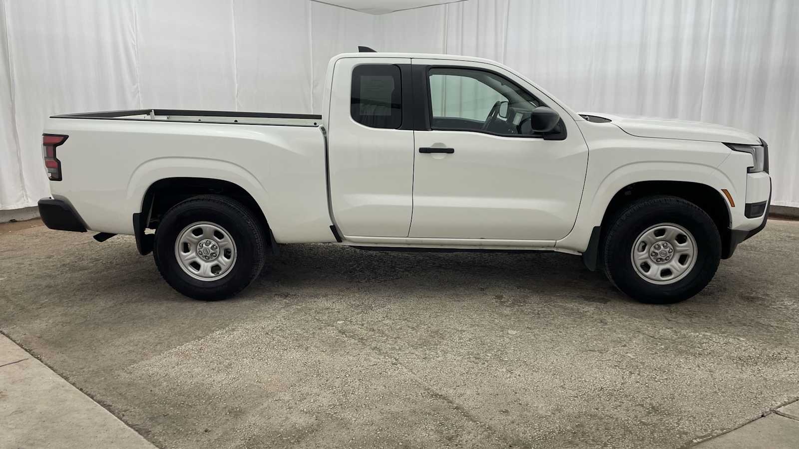 Thumbnail: 2025 Nissan Frontier - 30